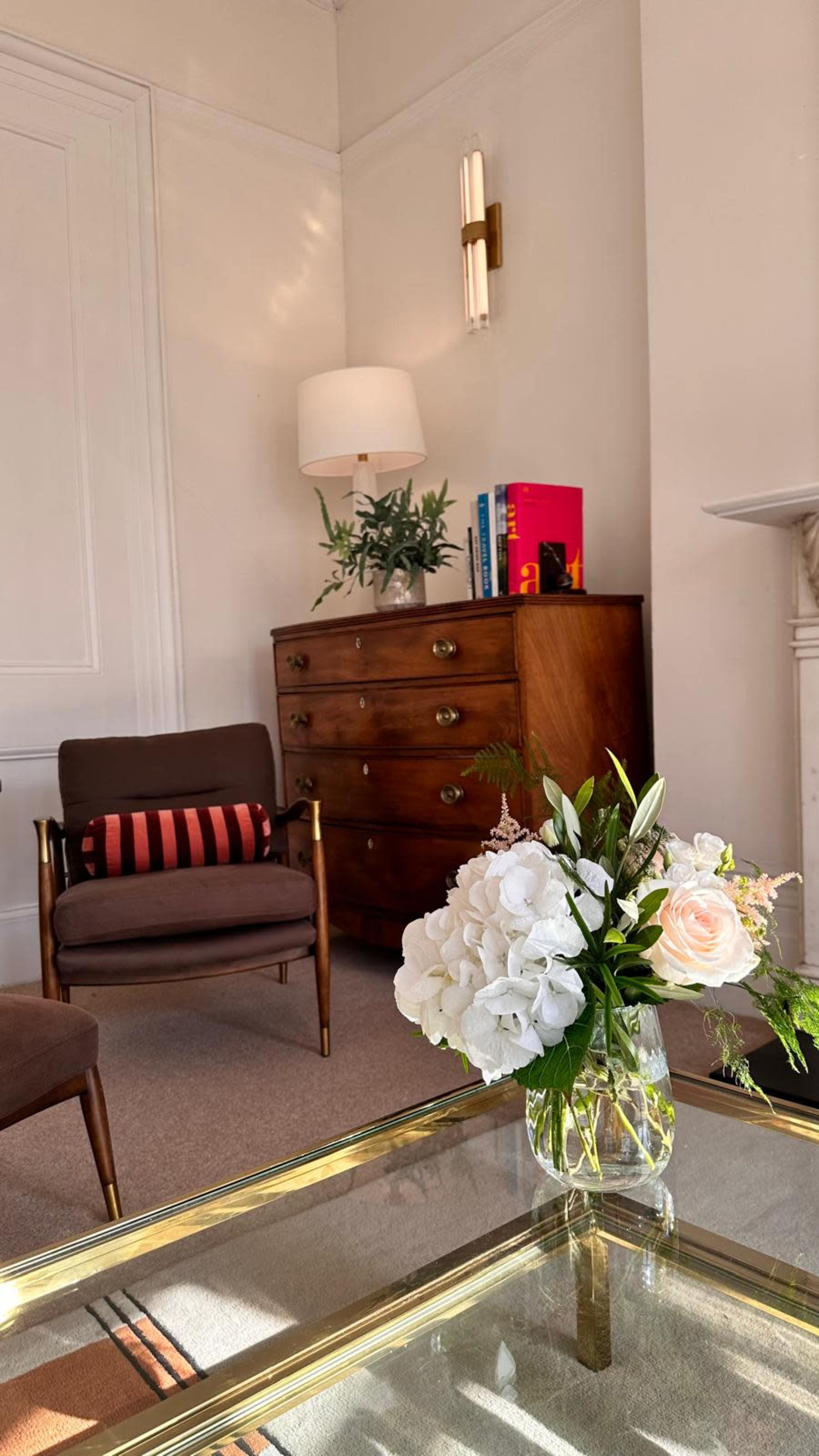 Sea View Historic One Bed Brighton Apartment Image in Hove, Hove, ENG