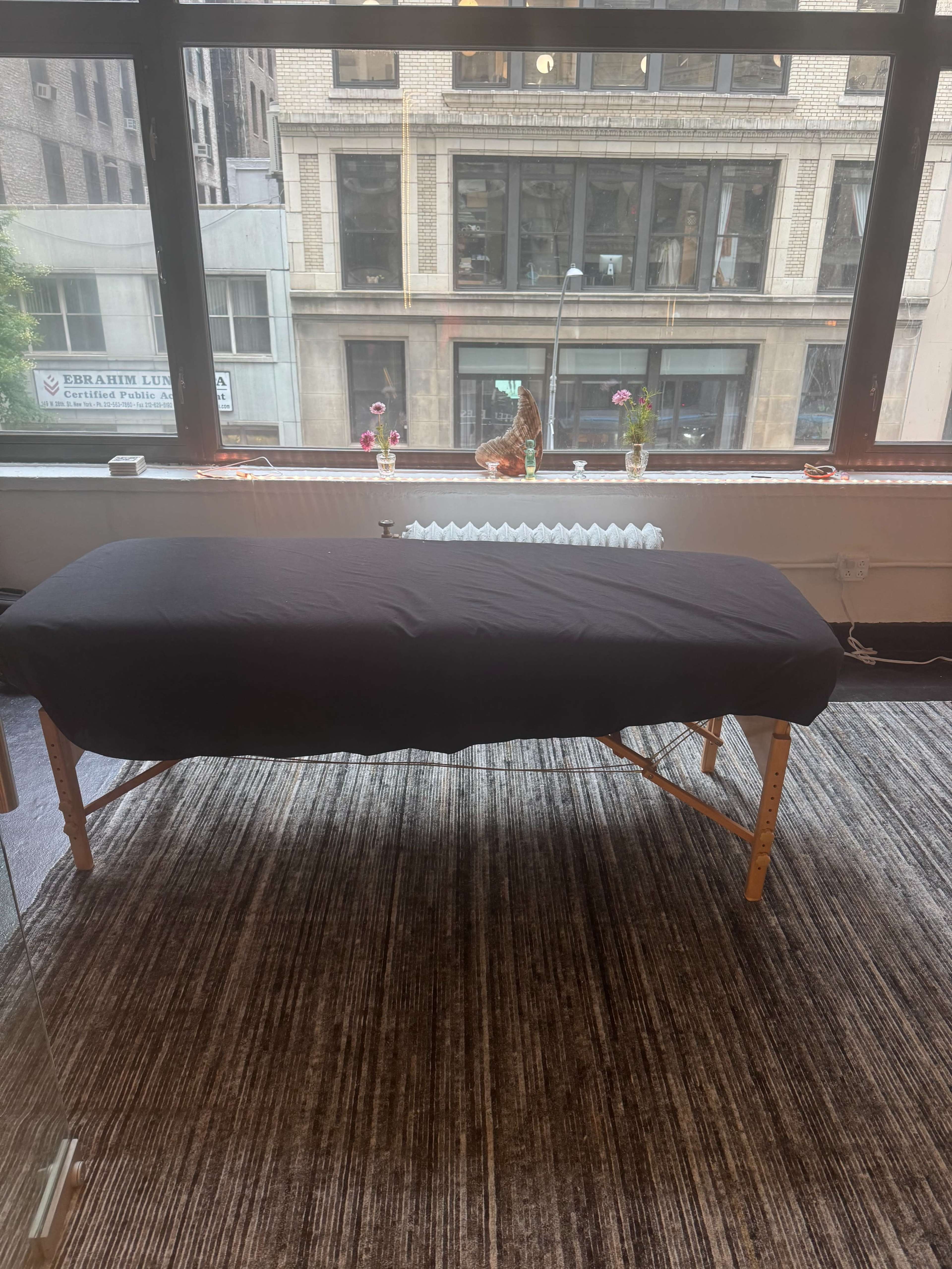 1,200 sq ft Professional Healing Space Image in Midtown Manhattan, NEW YORK, NY