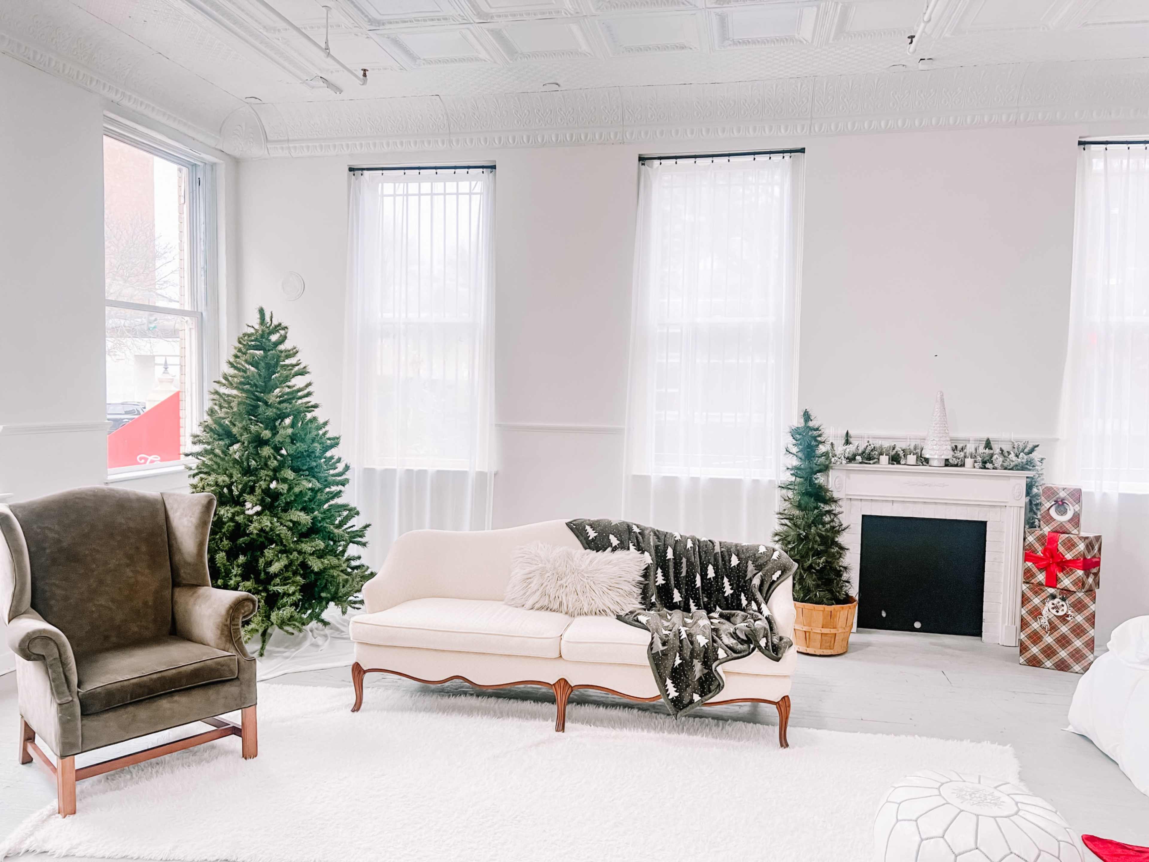 Heart of downtown Jamestown natural lighting white industrial studio Image in Jamestown, Jamestown, NY