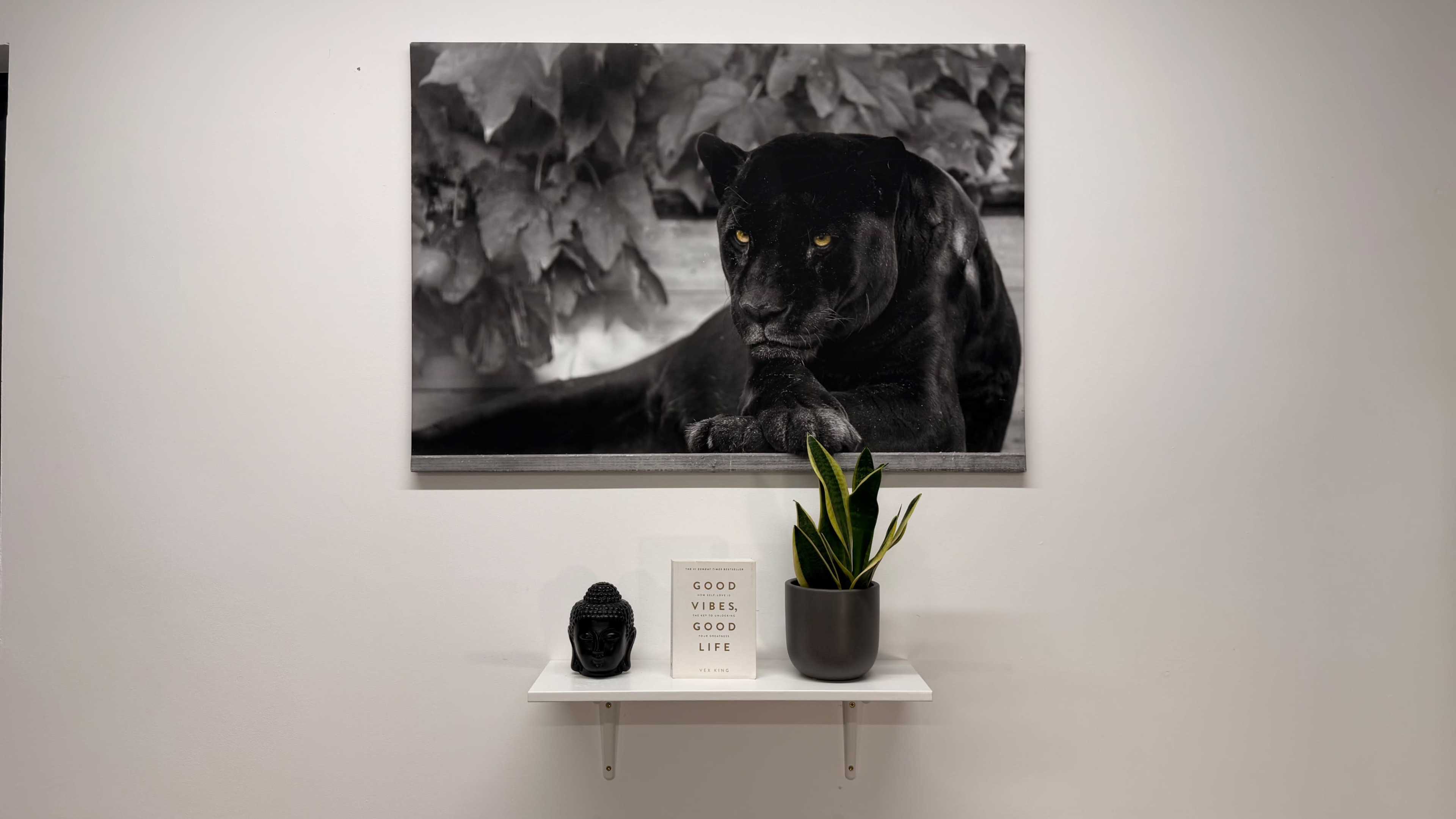 Modern Cosy Creative and Podcast Space in City Centre Image in Sheffield Old Town, Sheffeld, ENG