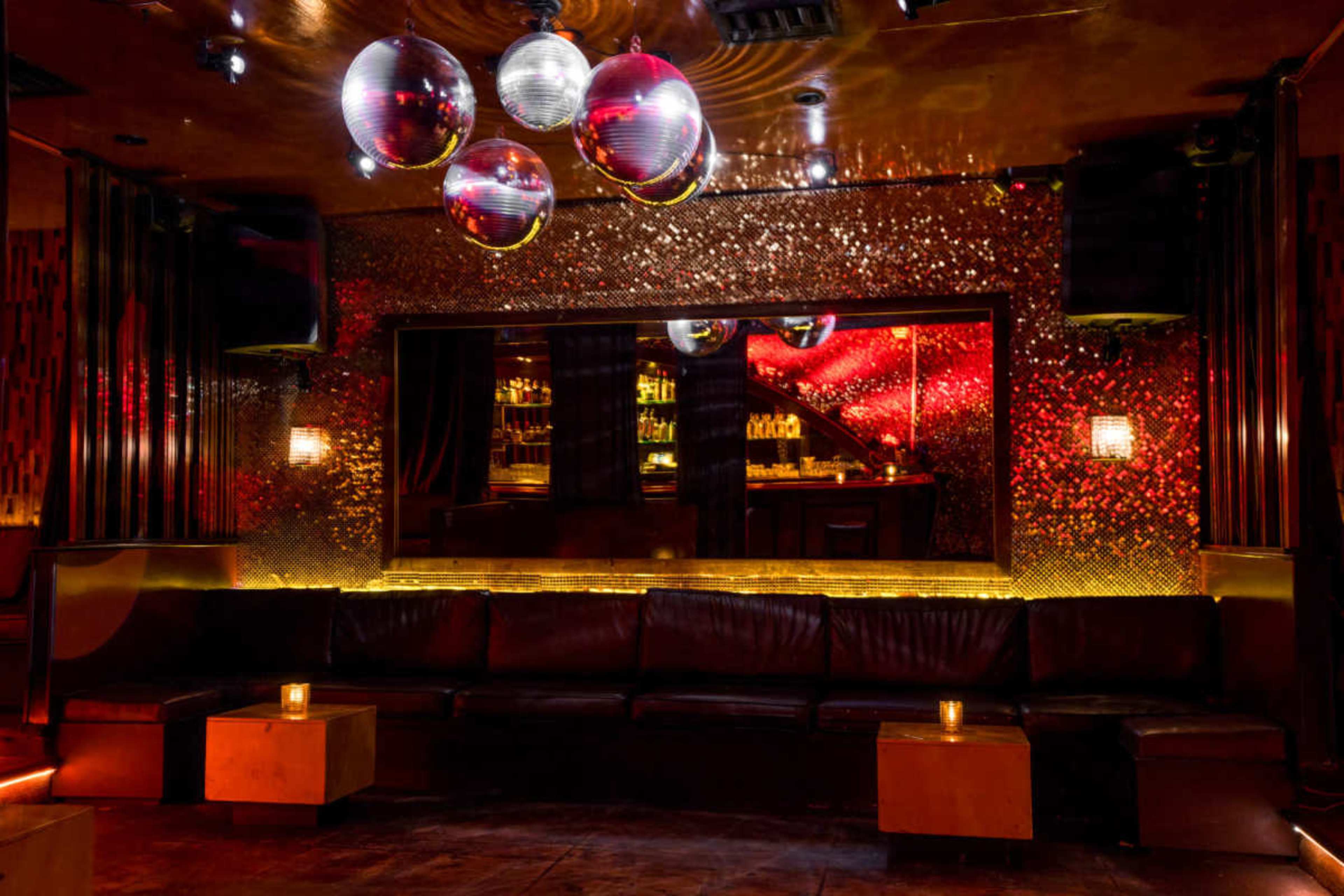 Bar and Lounge VIP Reservation (Not Private) Image in Hollywood, Los Angeles, CA