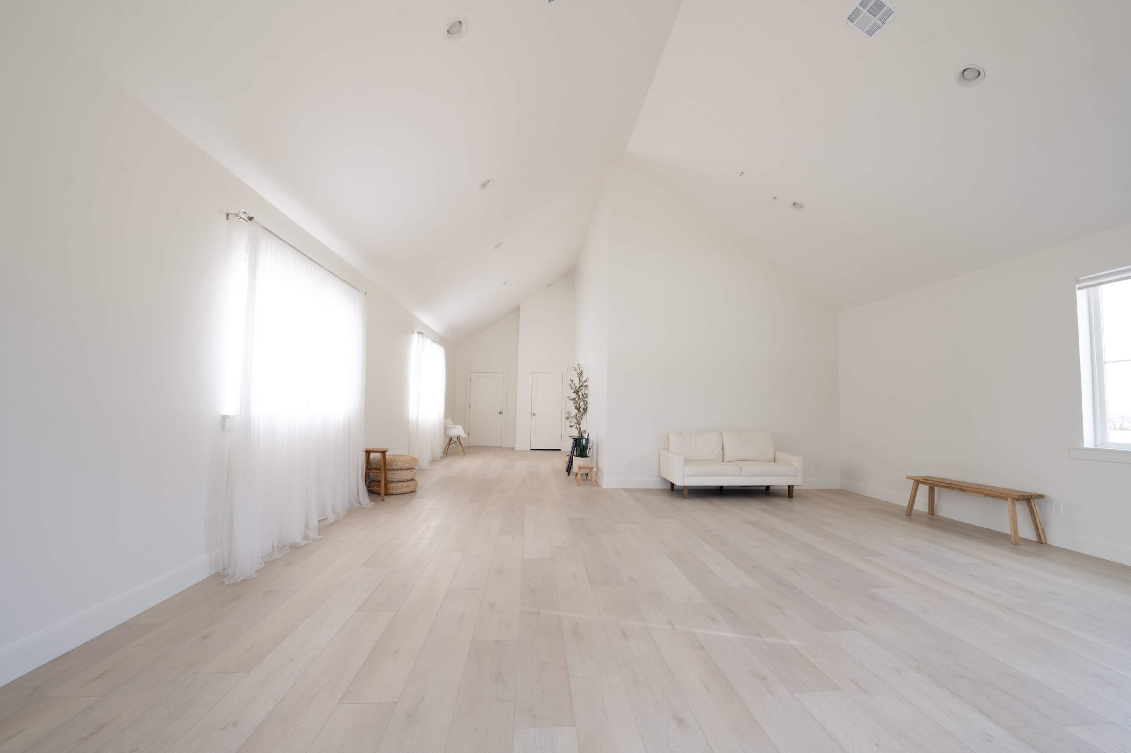 Natural Light Studio Space Image in Mapleton, Mapleton, UT