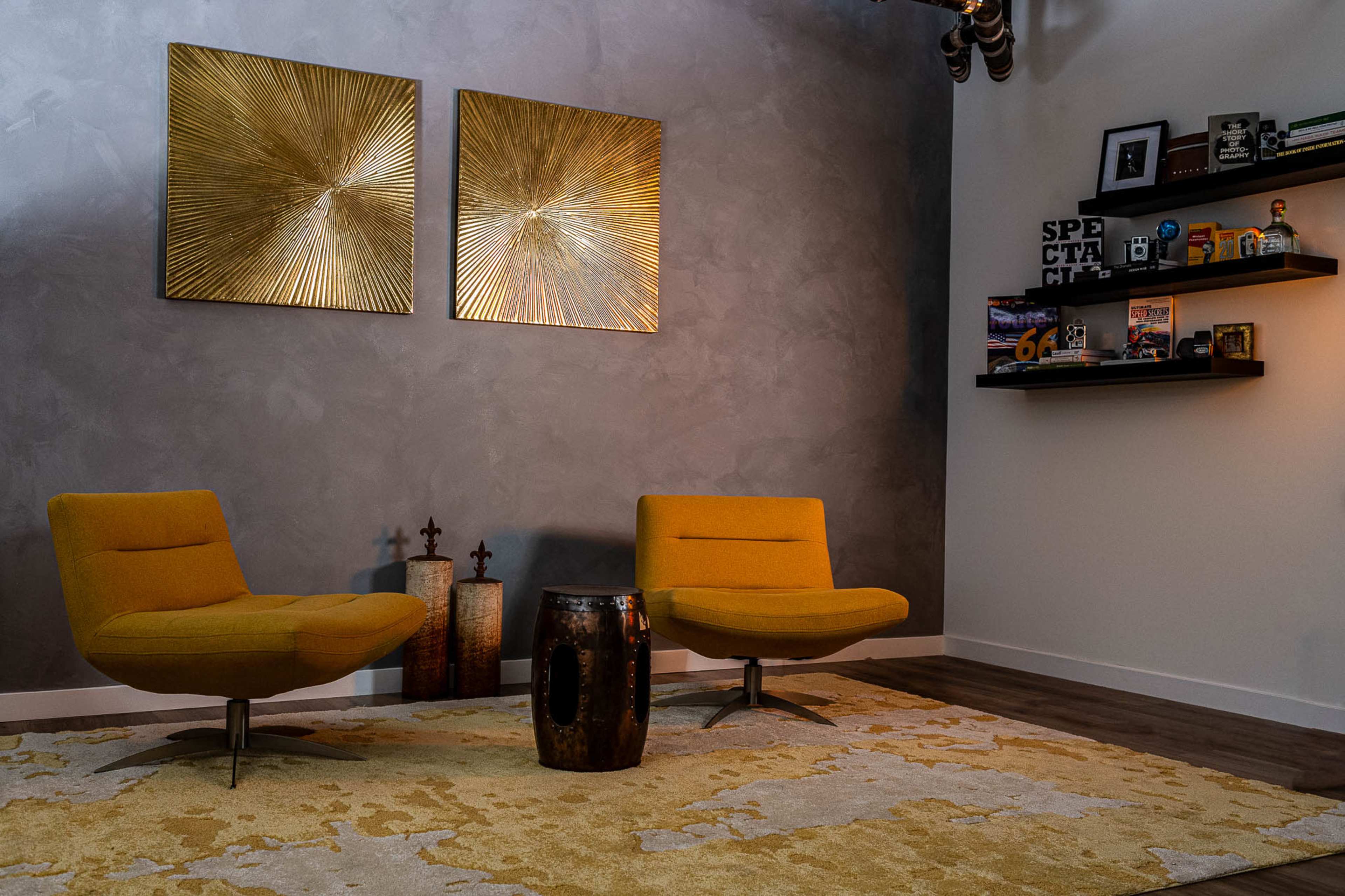 1500 SQFT State-Of-The-Art Photography Studio in the Heart of Las Vegas – Fully Equipped on Fremont Street!! Image in Downtown Las Vegas, Las Vegas, NV