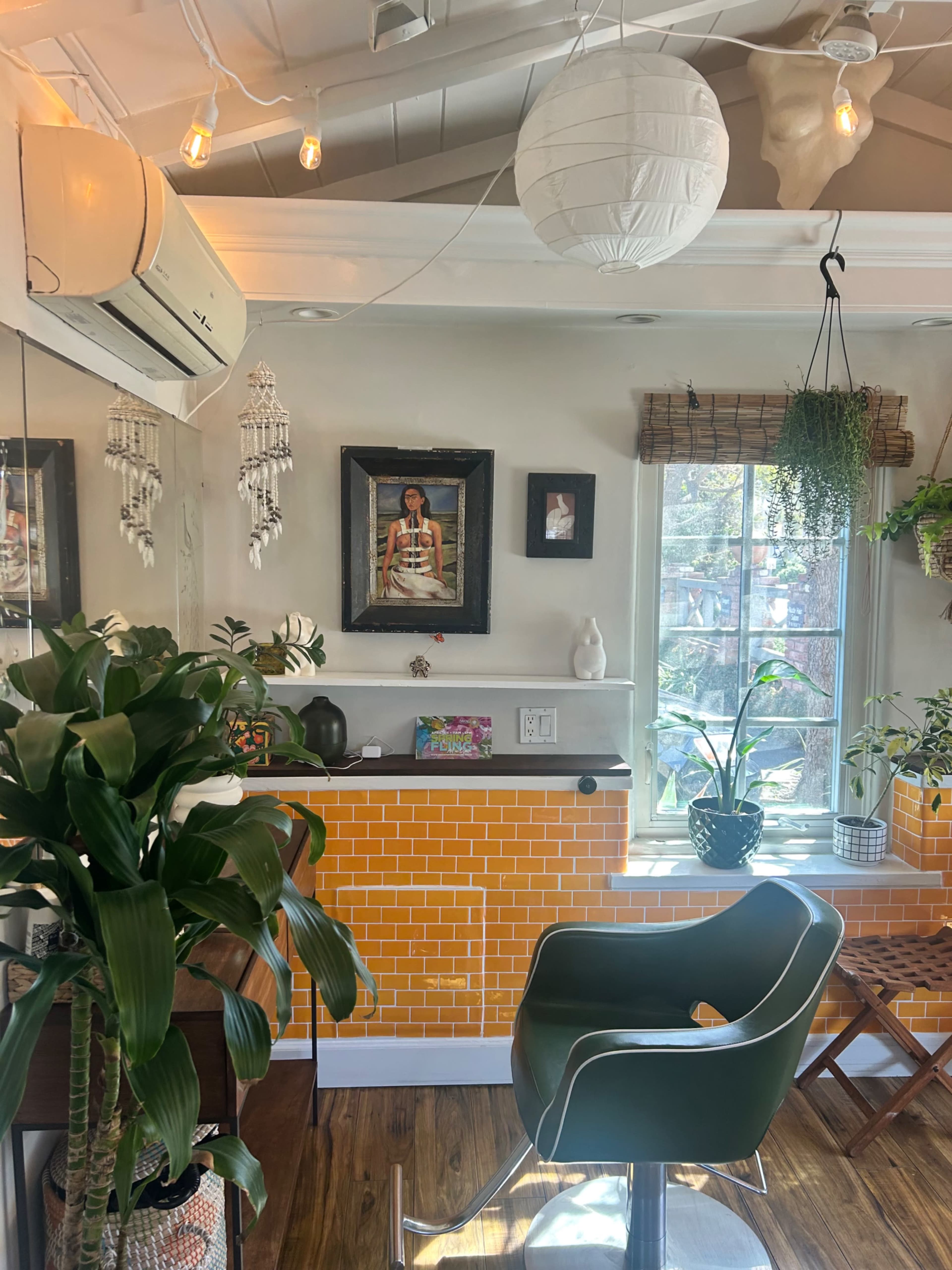 boutique hair salon Image in Laguna Beach, laguna beach, CA