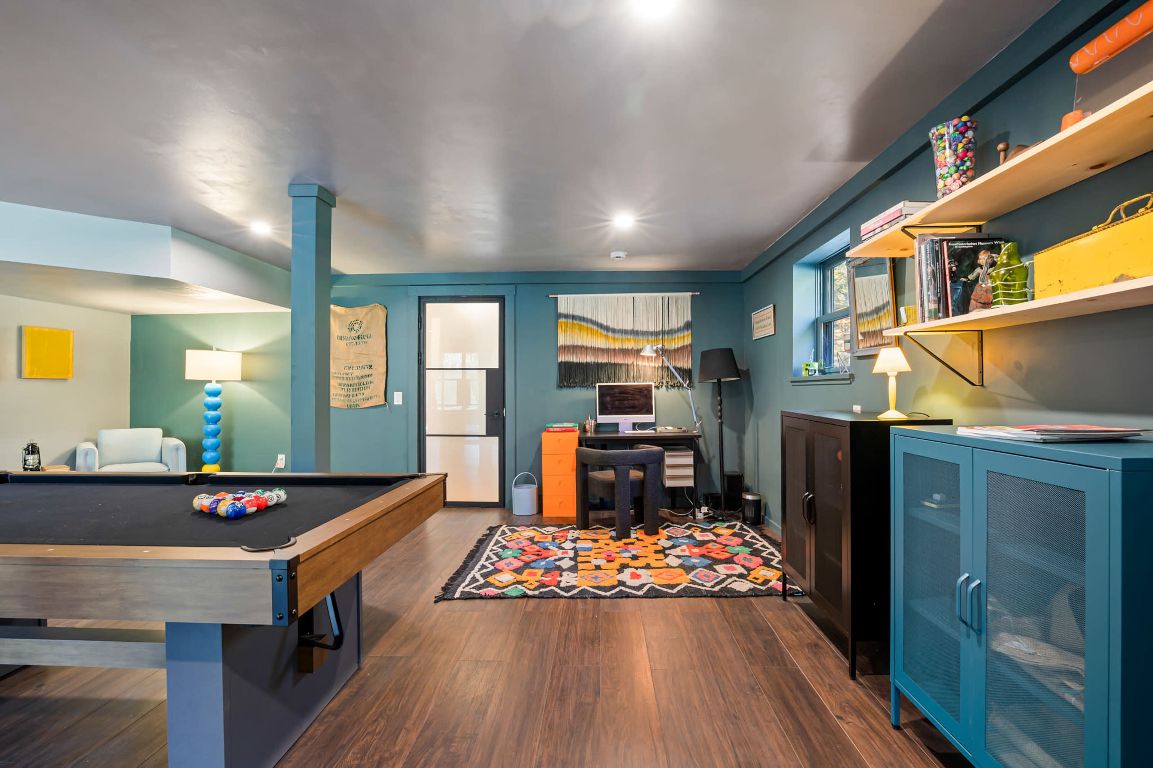 Modern Eclectic Home with Designer Interiors Image in Gardiner, Gardiner, NY