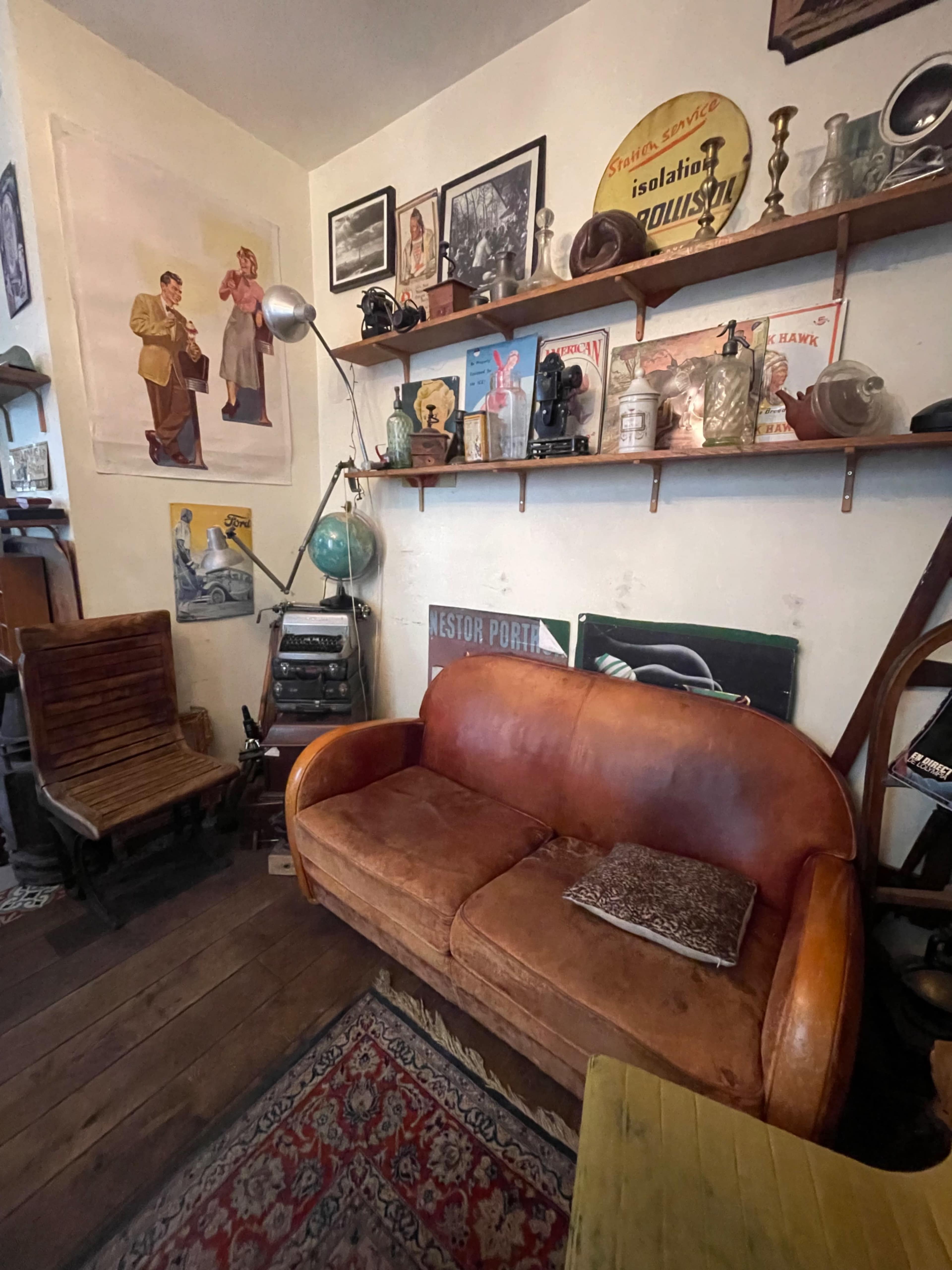 Bar brocante , déco vintage Image dans Batignolles, Paris, 