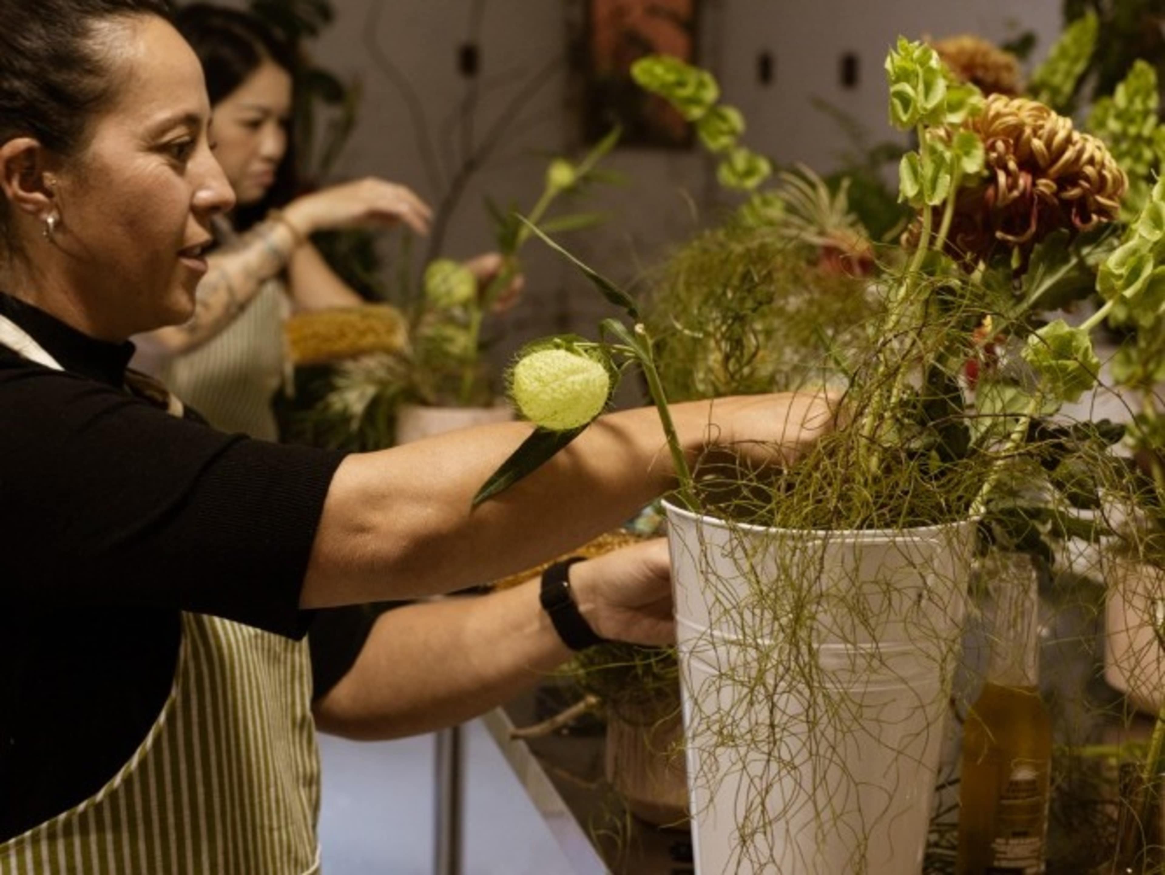 Build a Floral Arrangement