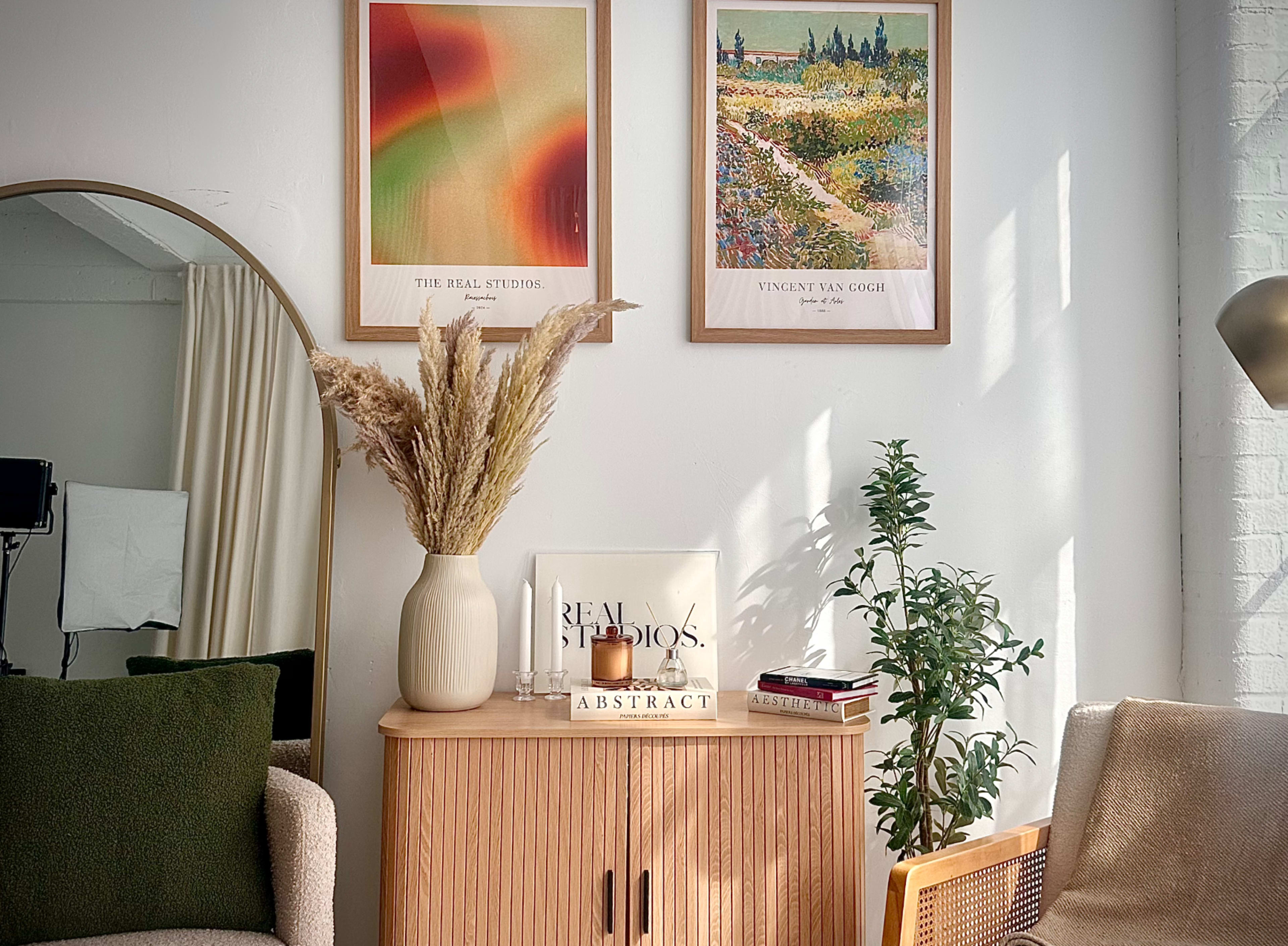 Creative, natural lighting,aesthetic content studio Image in Fish Island, London, ENG