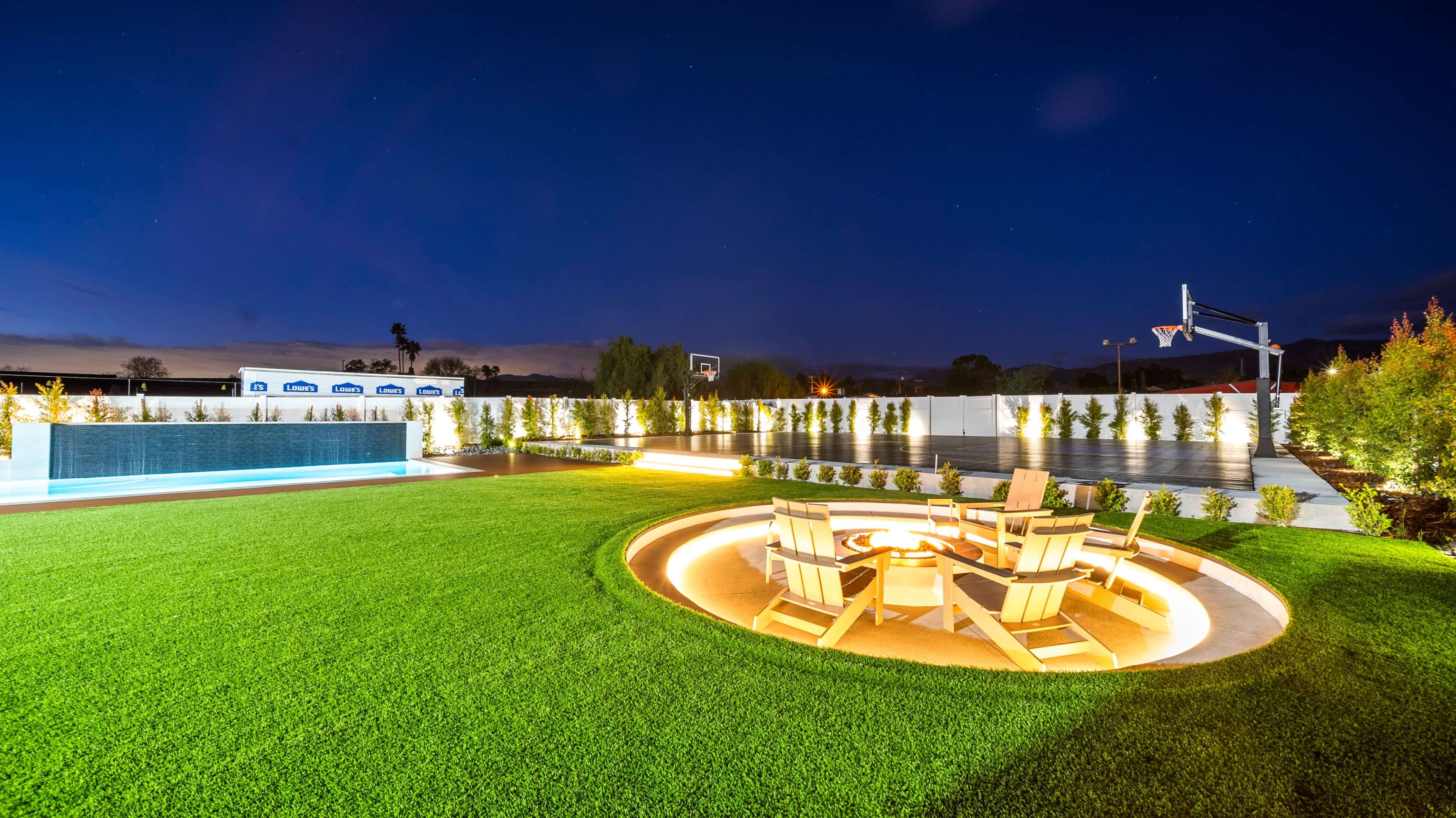 Modern Backyard Space Image in Shadow Hills, Sun Valley, CA