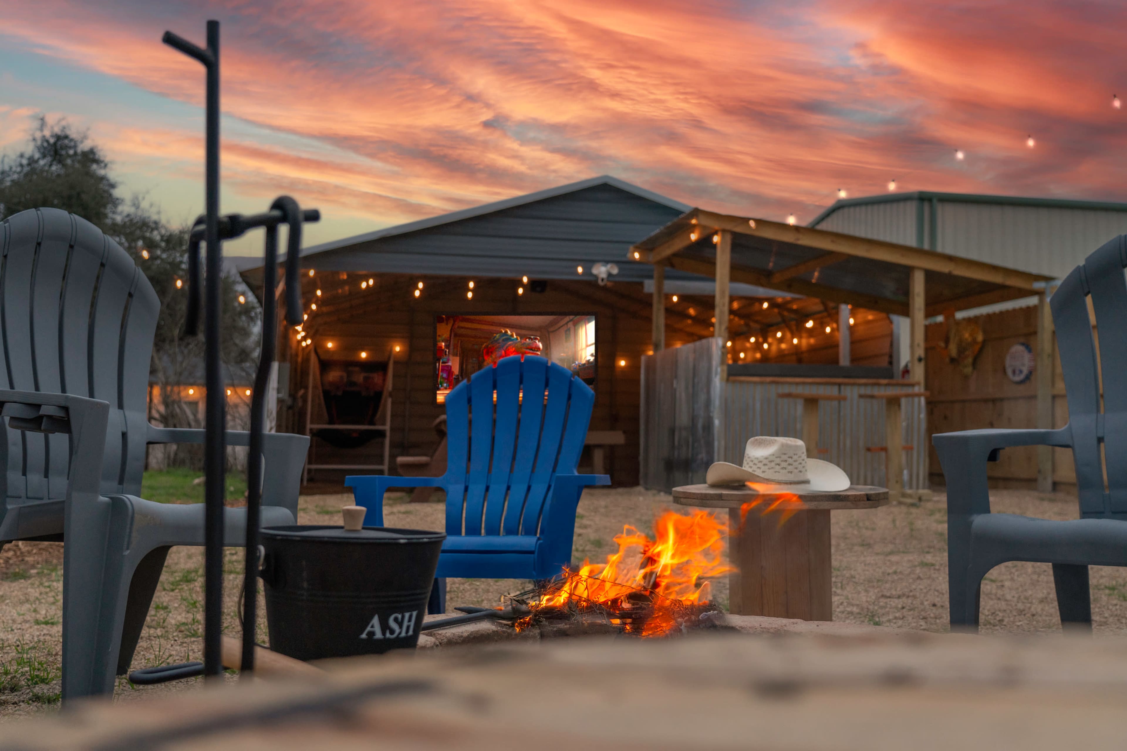 Ranch Style Hill Country Family Home Image in Canyon Lake, Fischer, TX