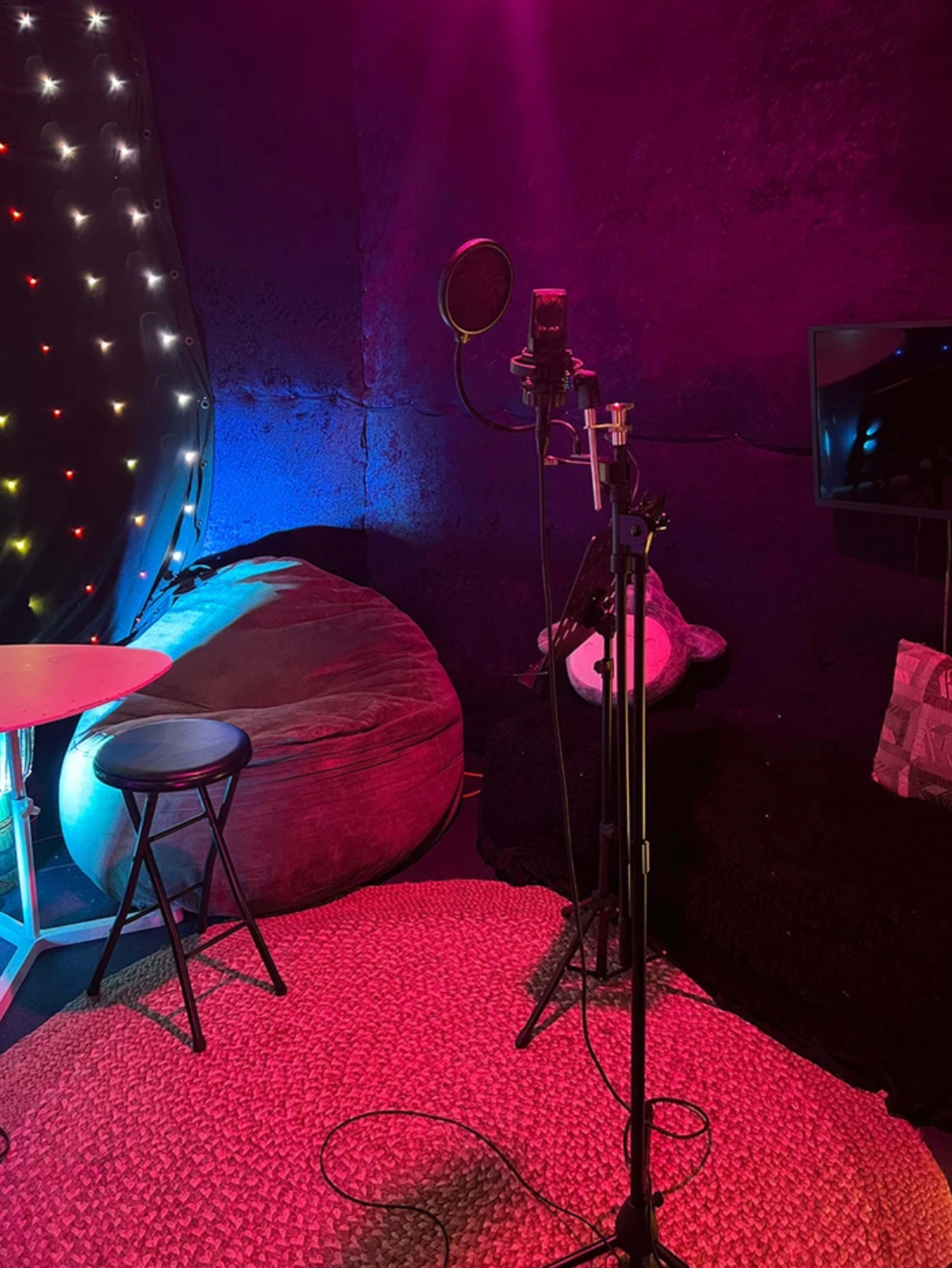 Large Recording Studio with Spacious Booth Image in North Hollywood, North Hollywood, CA