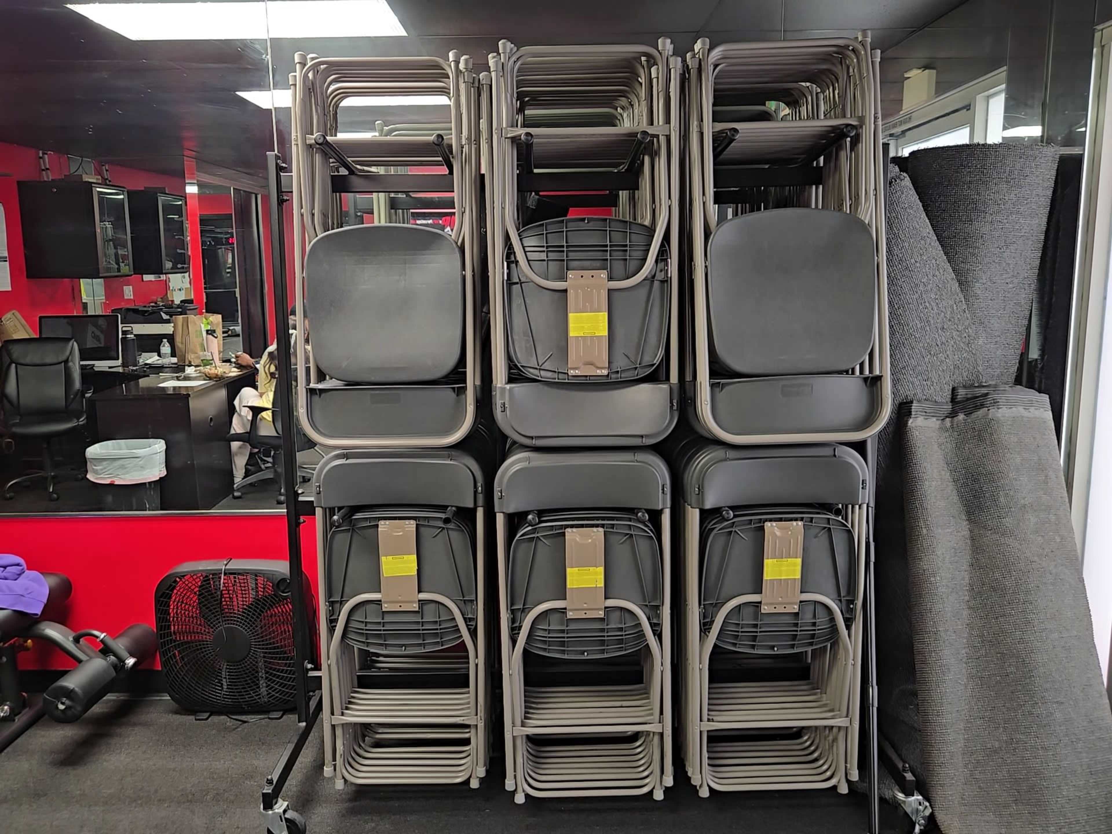 This is a gym with 5700sq feet of open space in Downtown Downey with parking spaces and 2 restrooms Image in Downey, Downey, CA