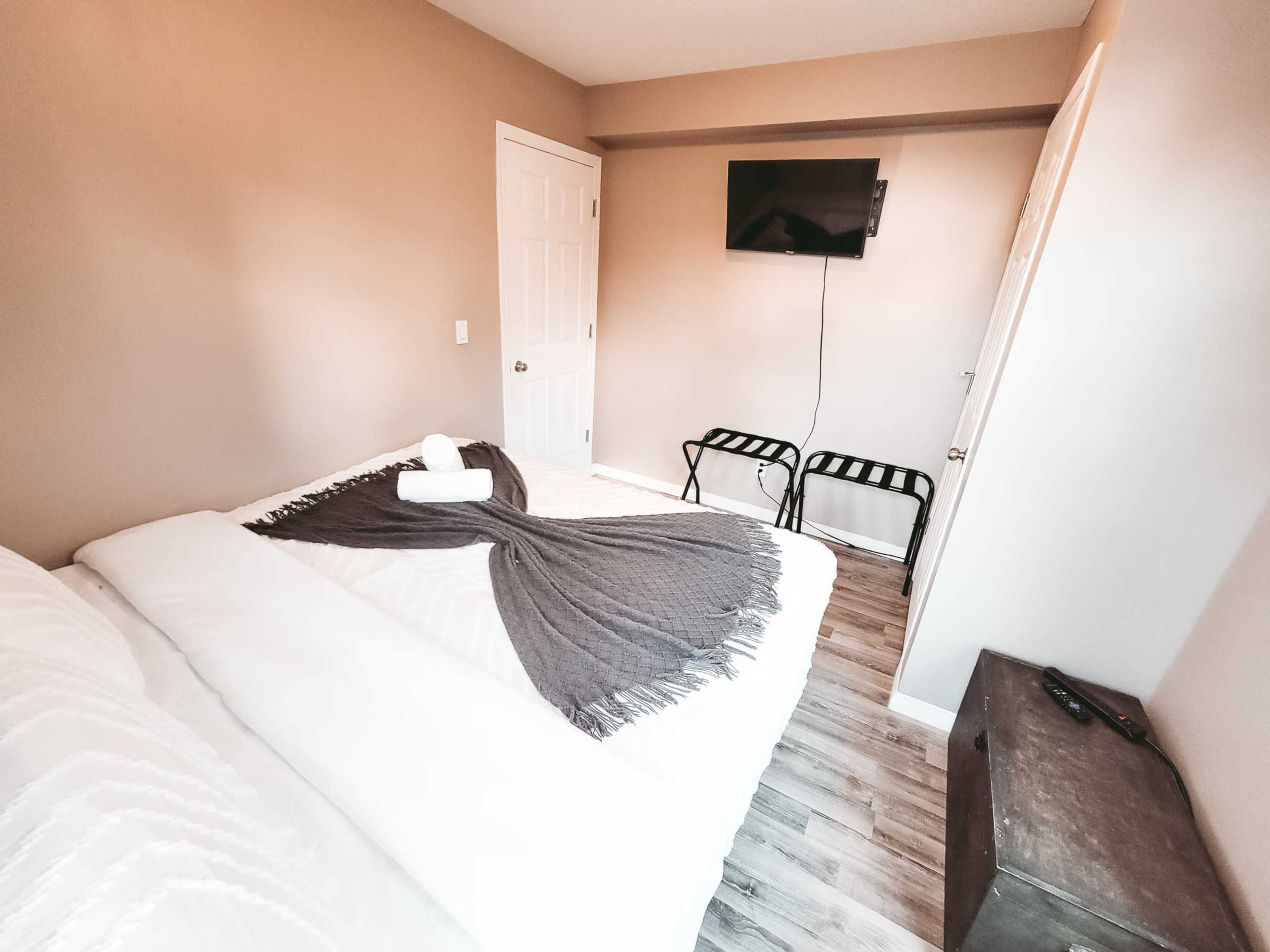 The Gateway 1612 | 1bd Central House Yard Firepit Playset Image in Northwest Calgary, Calgary, AB