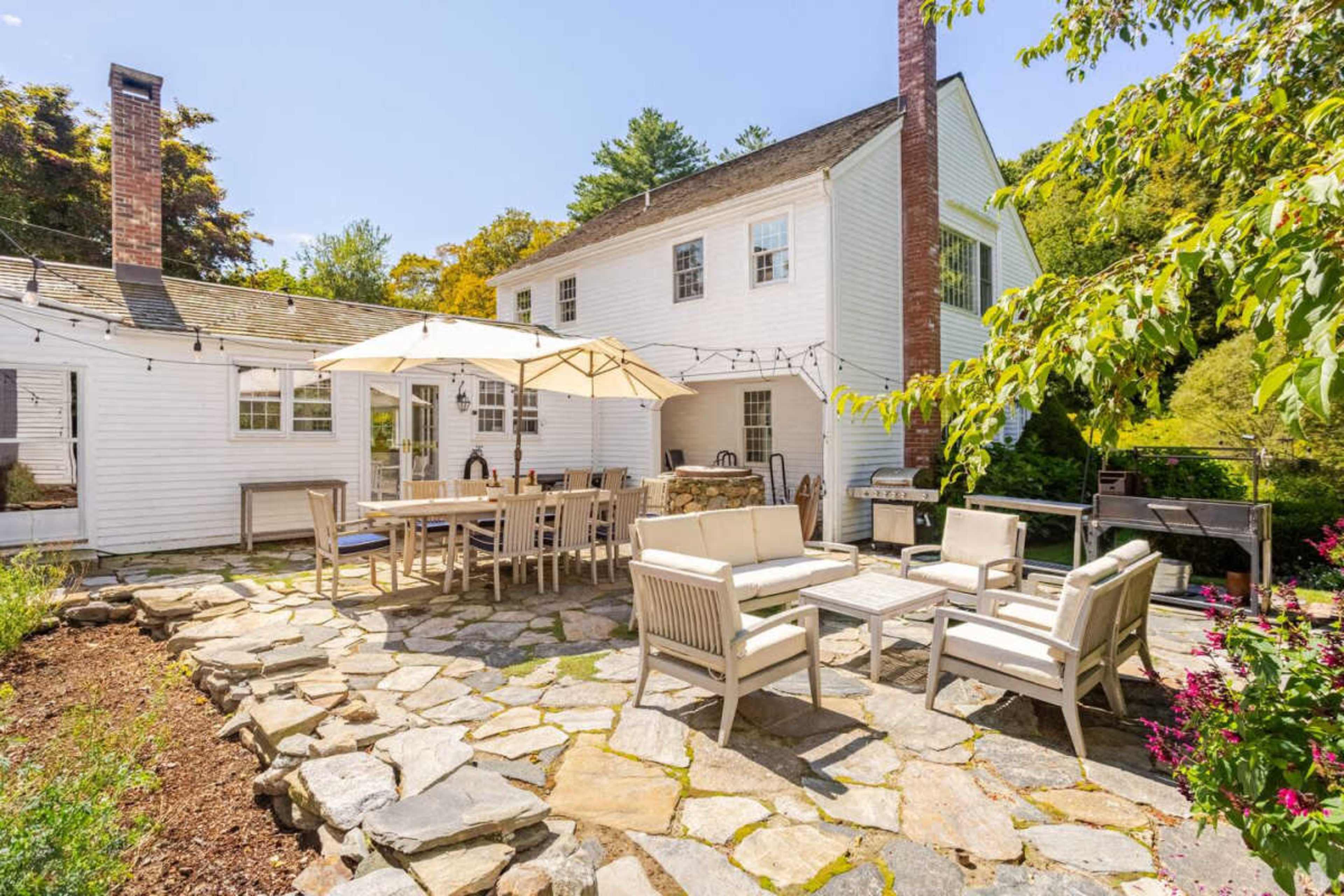 Historic Farmstead with Whimsical Charm Image in Bethlehem, Bethlehem, CT