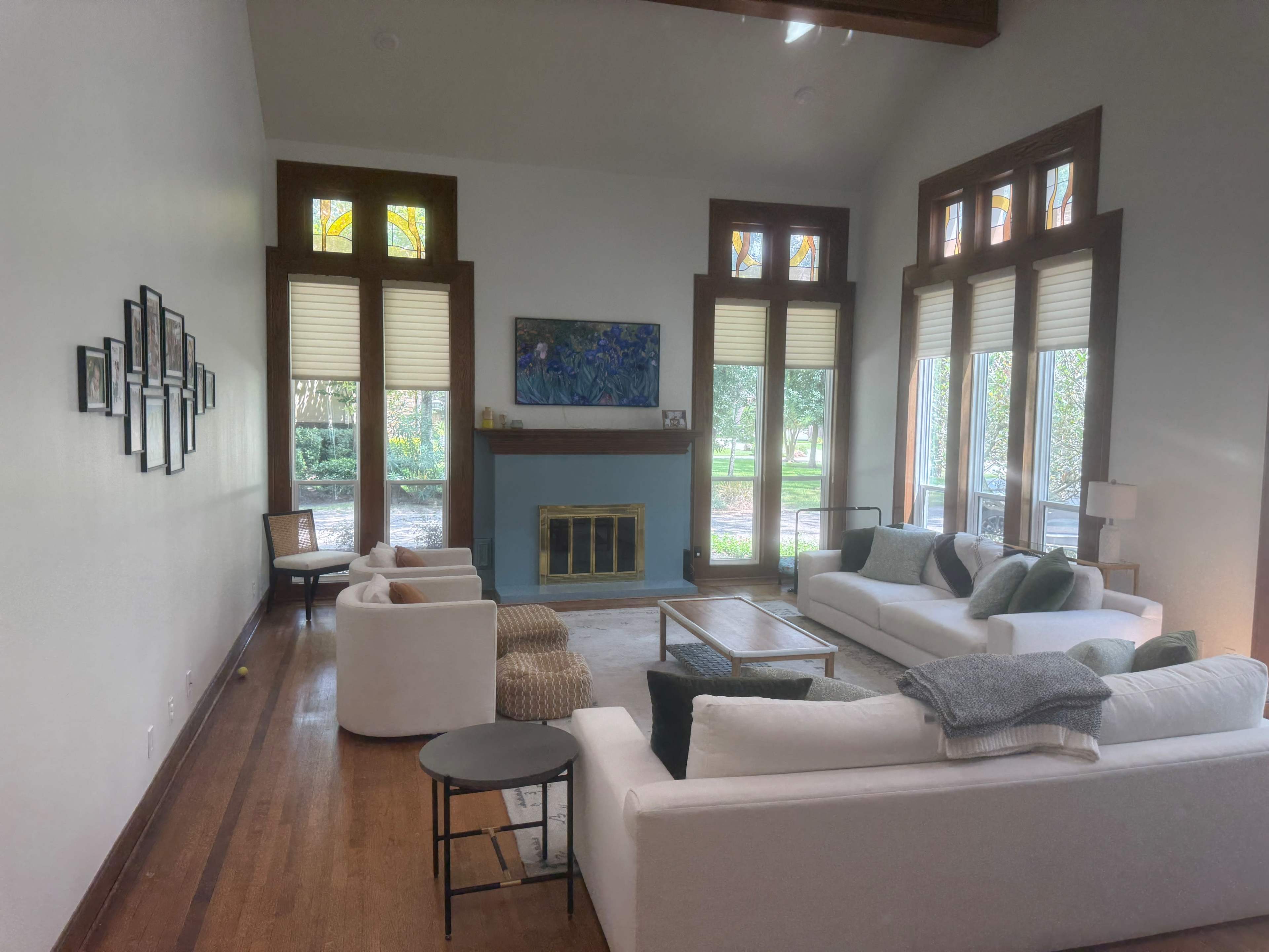 Classically Elegant Home with vibrant green outdoor space Image in The Memorial Villages, Houston, TX