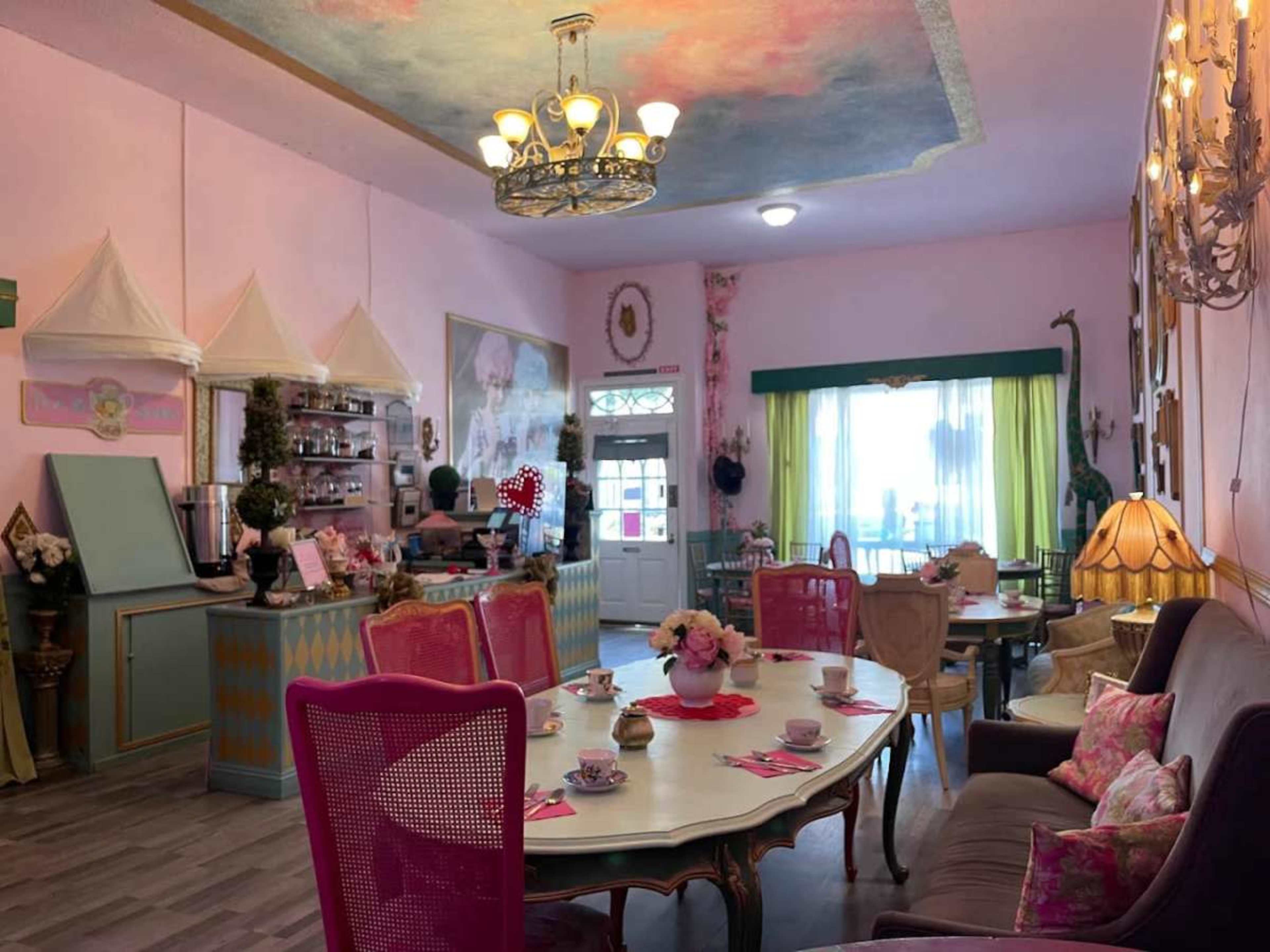 Whimsical Party Room Image in Bixby Knolls, Long Beach, CA