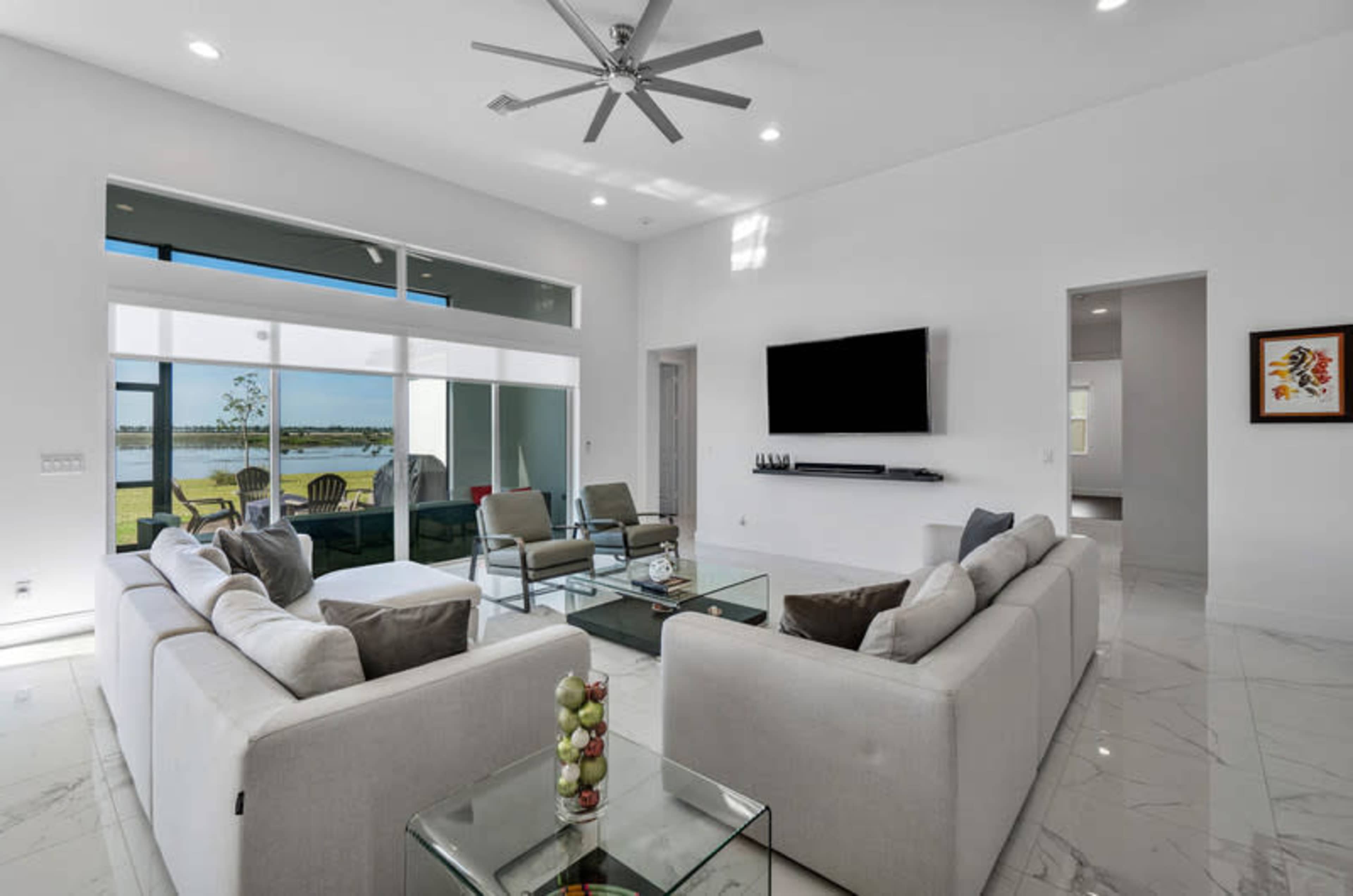 Lakefront Home Image in , Westlake, FL