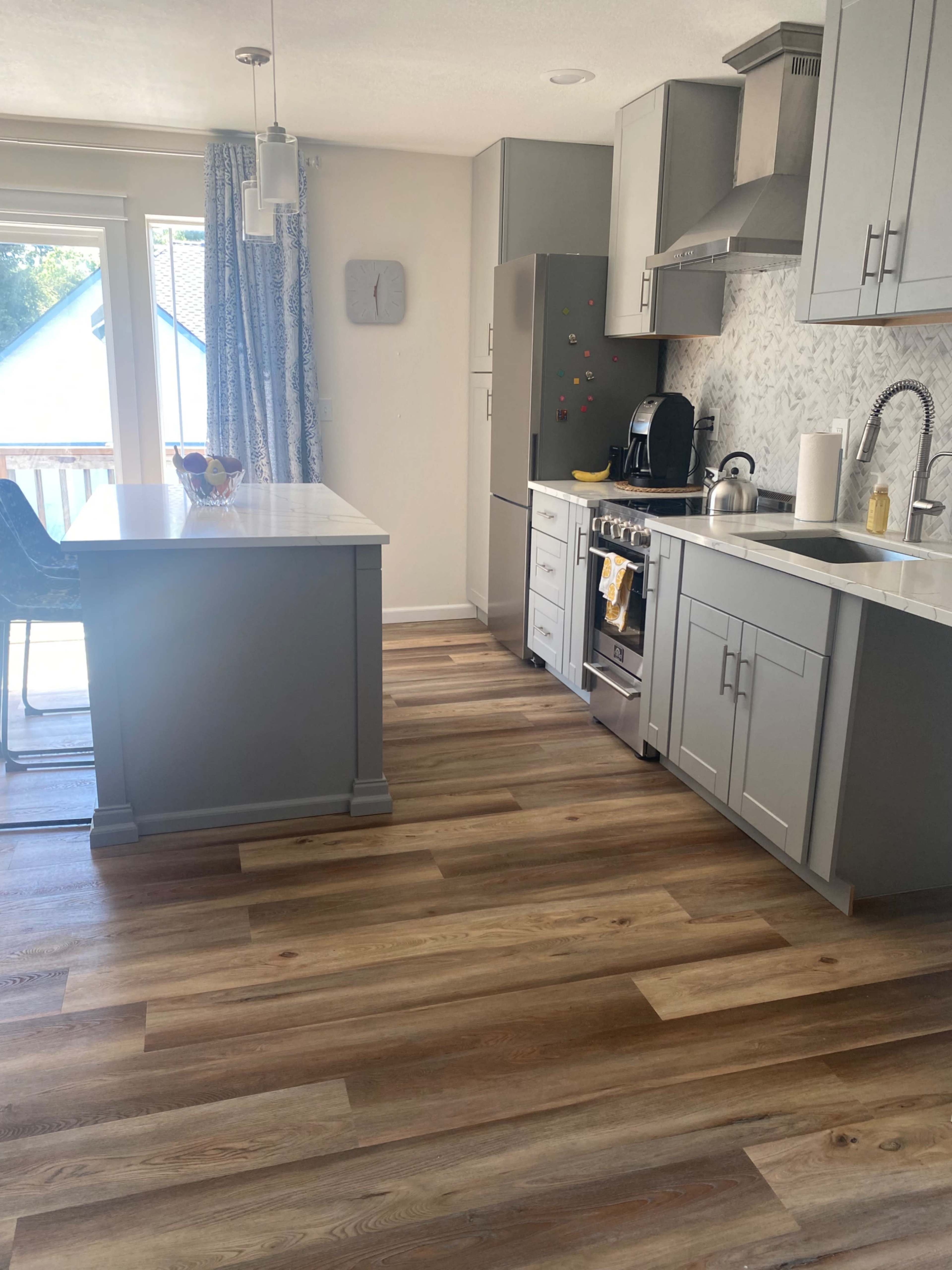 Happy Valley Private Apartment with Great Light and Space Image in , Clackamas, OR