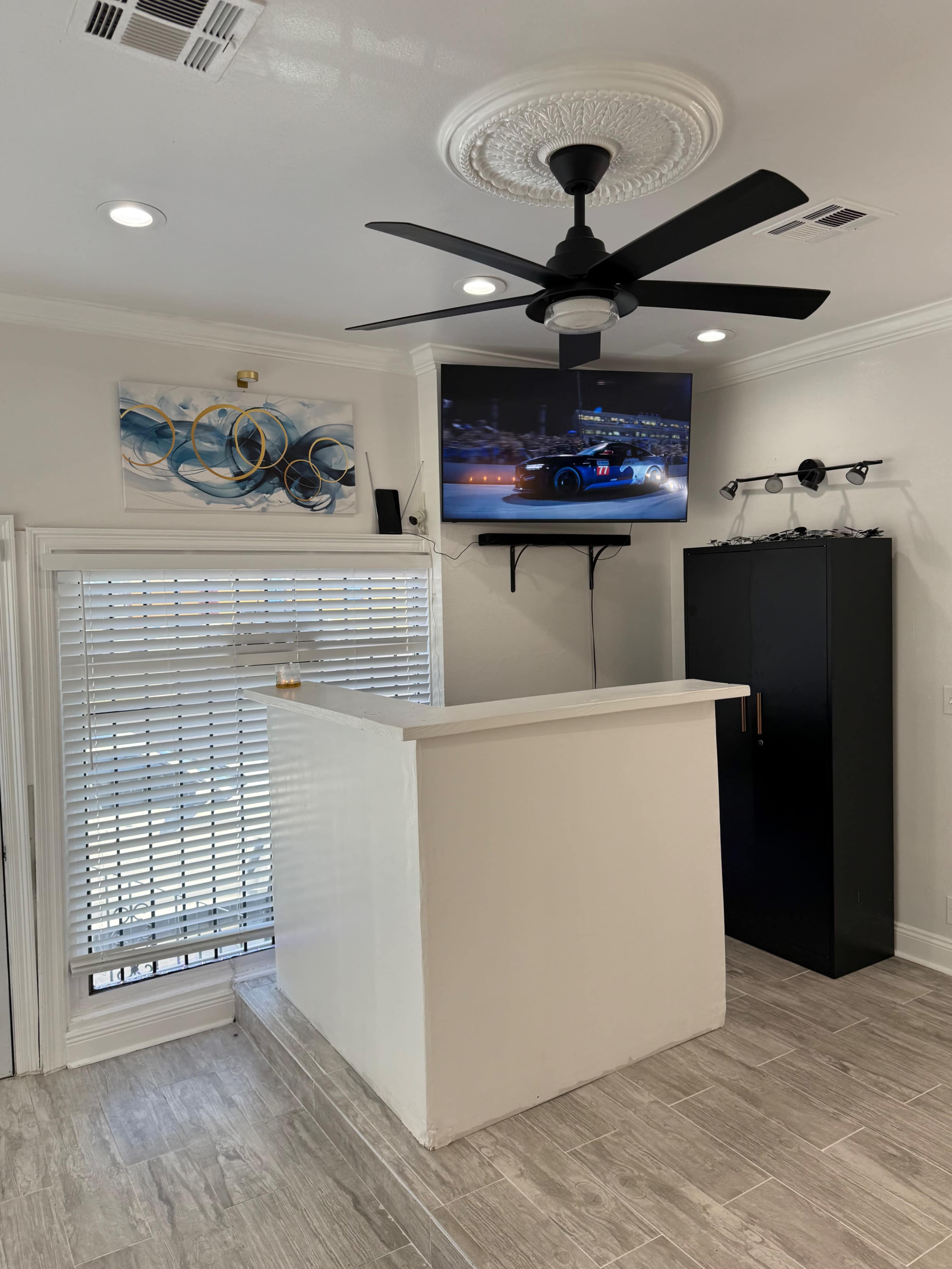 Small elegant event space Image in , New Orleans, LA