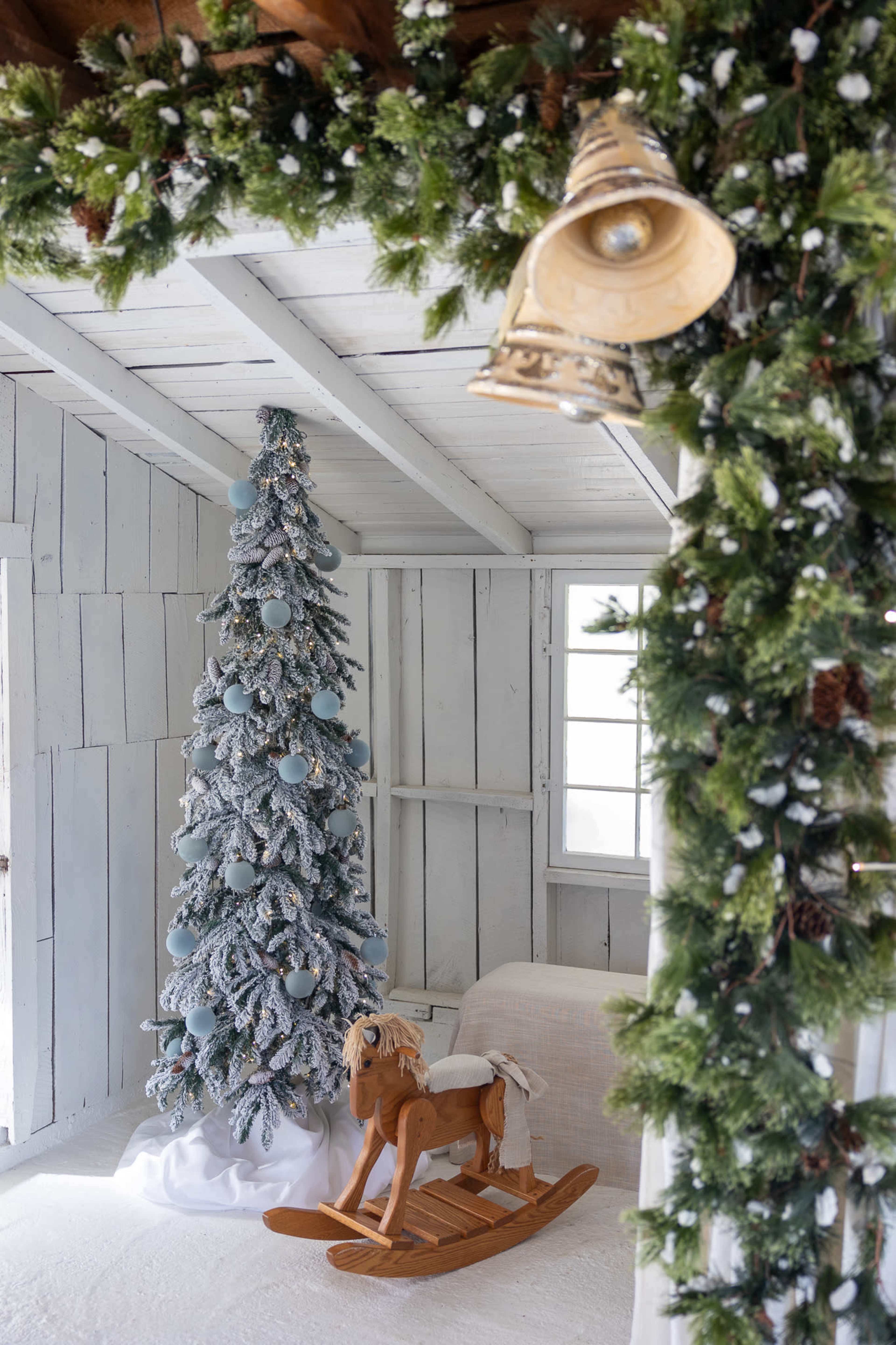 Glassholm Rustic Indoor Studio Image in , Knoxville, TN