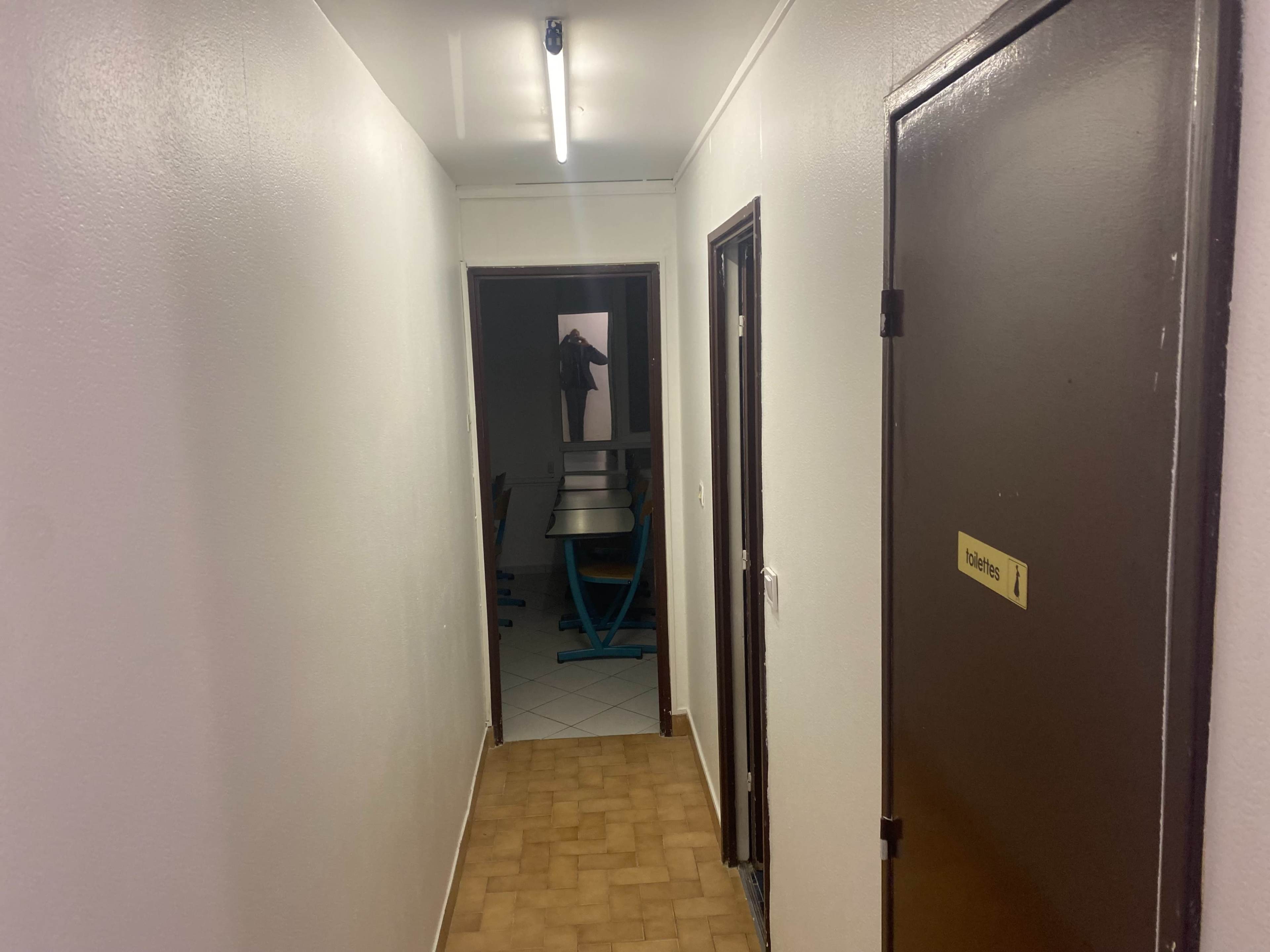 Fully equiped classroomm (3 X 15 Seats) for LiveStreaminG Image in , Bobigny