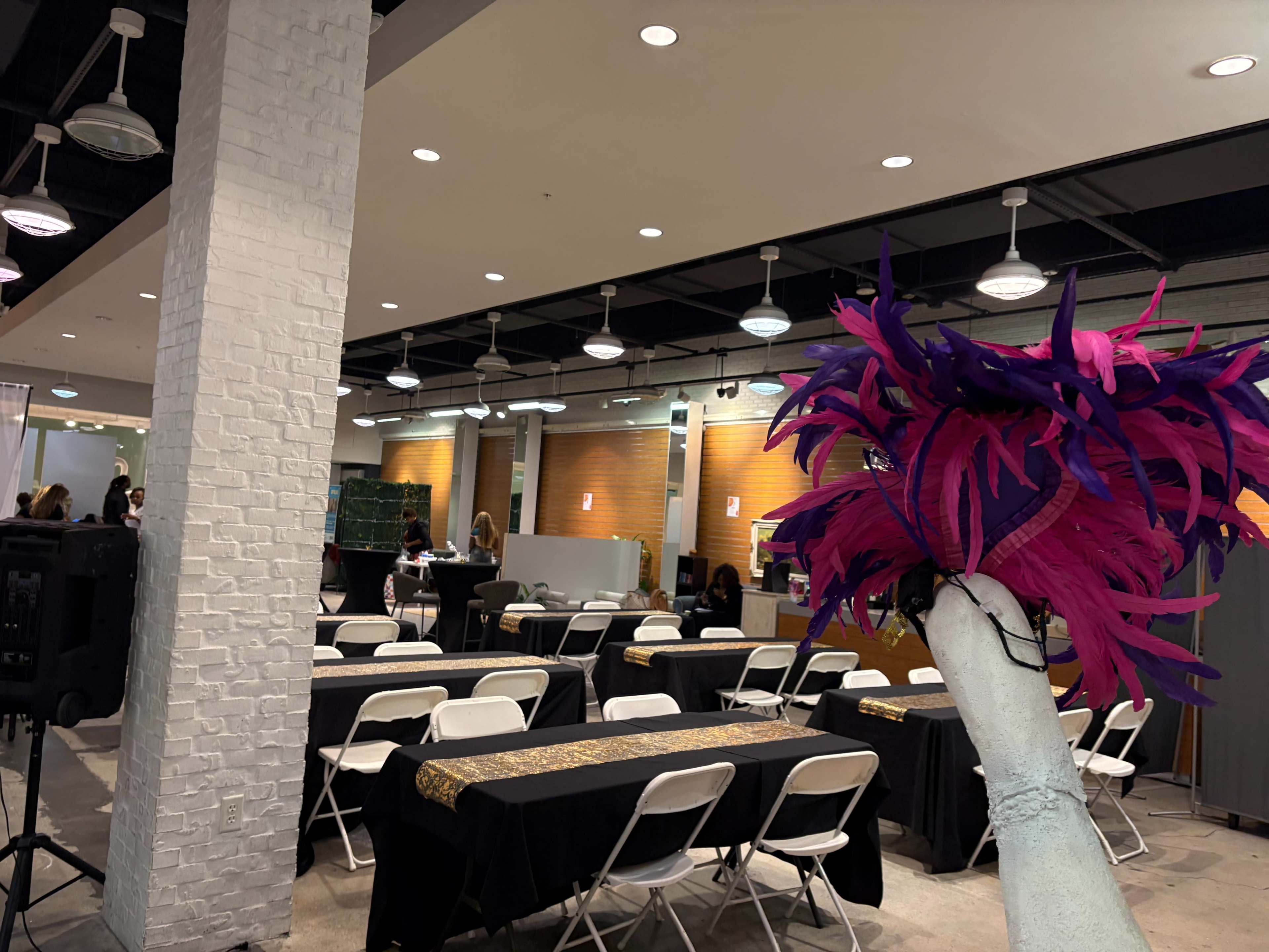 Modern Customizable Venue & Photography Studio in the Heart of Orlando Image in Colonial Town Center, Orlando, FL