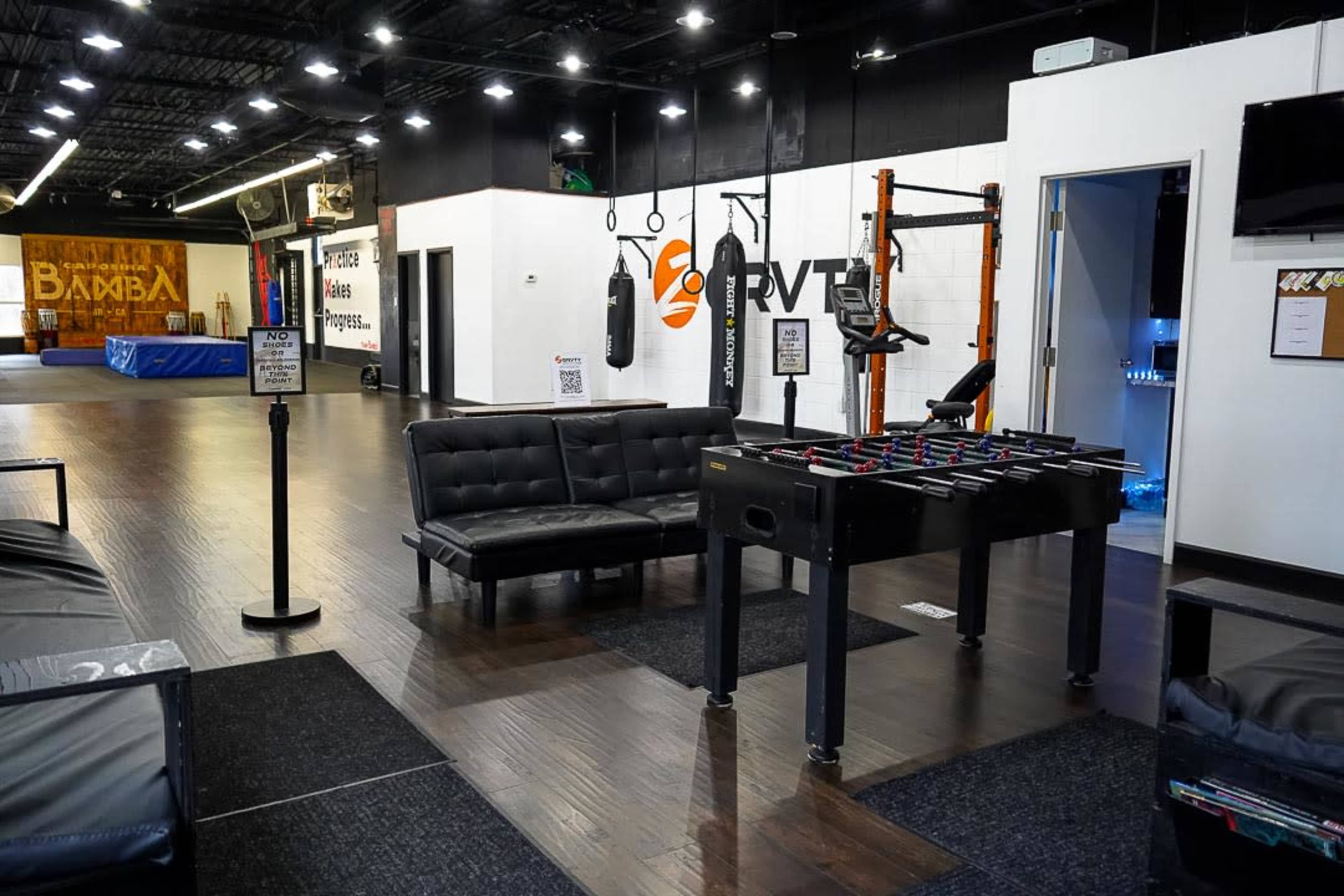 Industrial Martial Arts gym Image in Erin Mills, Mississauga, ON
