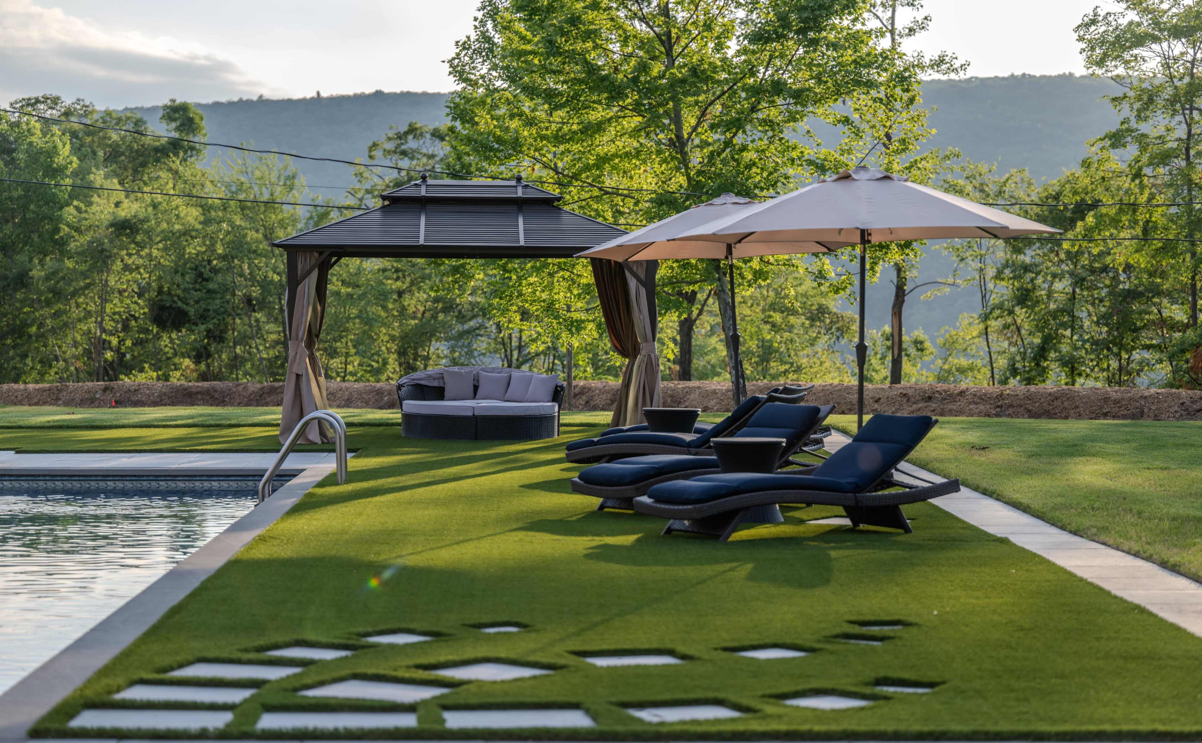 Chic lakeside estate Image in Hewitt, West Milford, NJ