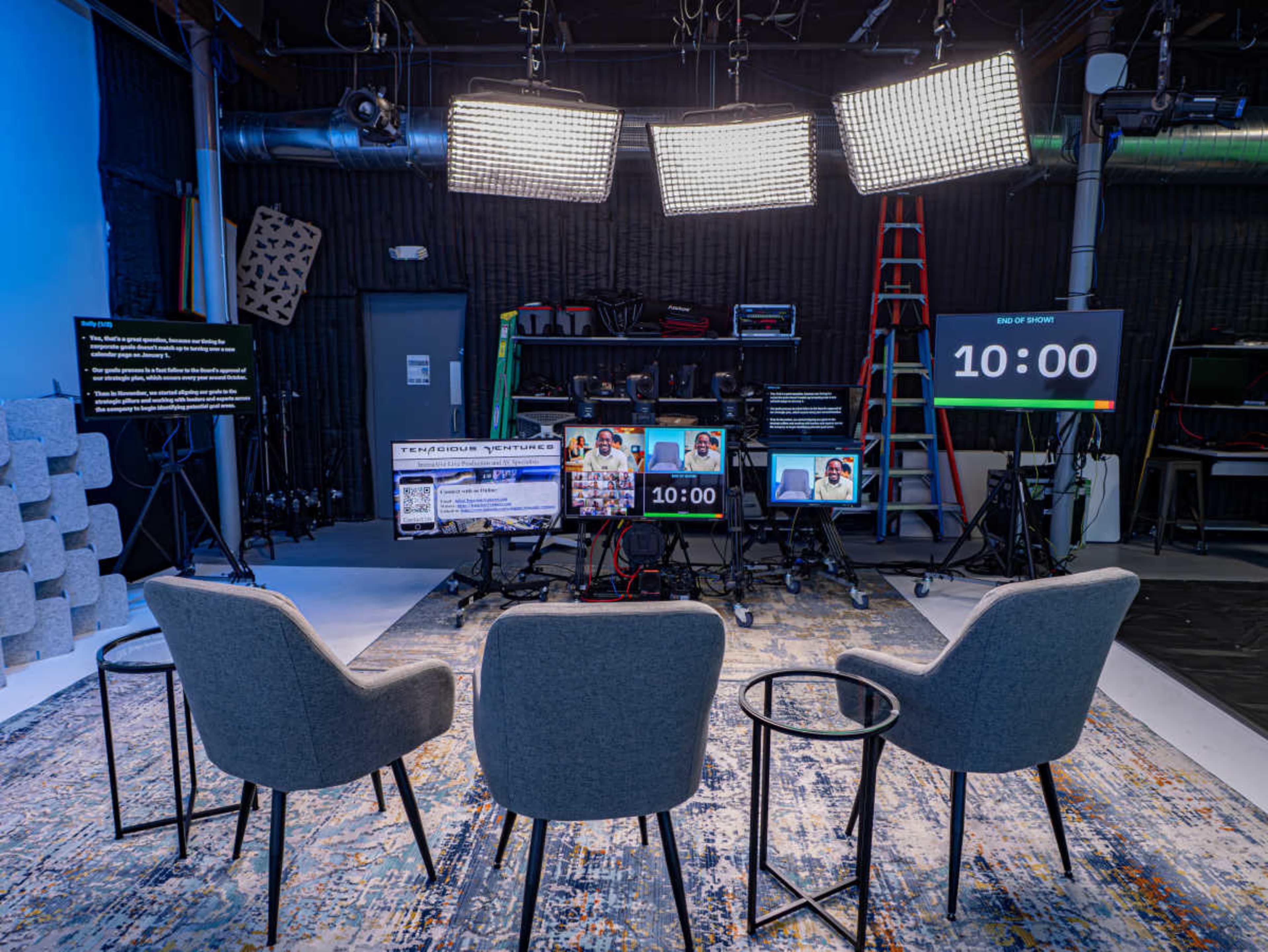 Three Sided Cyc Wall Sound Stage - Tenacious Ventures Studio Image in Interbay, Seattle, WA