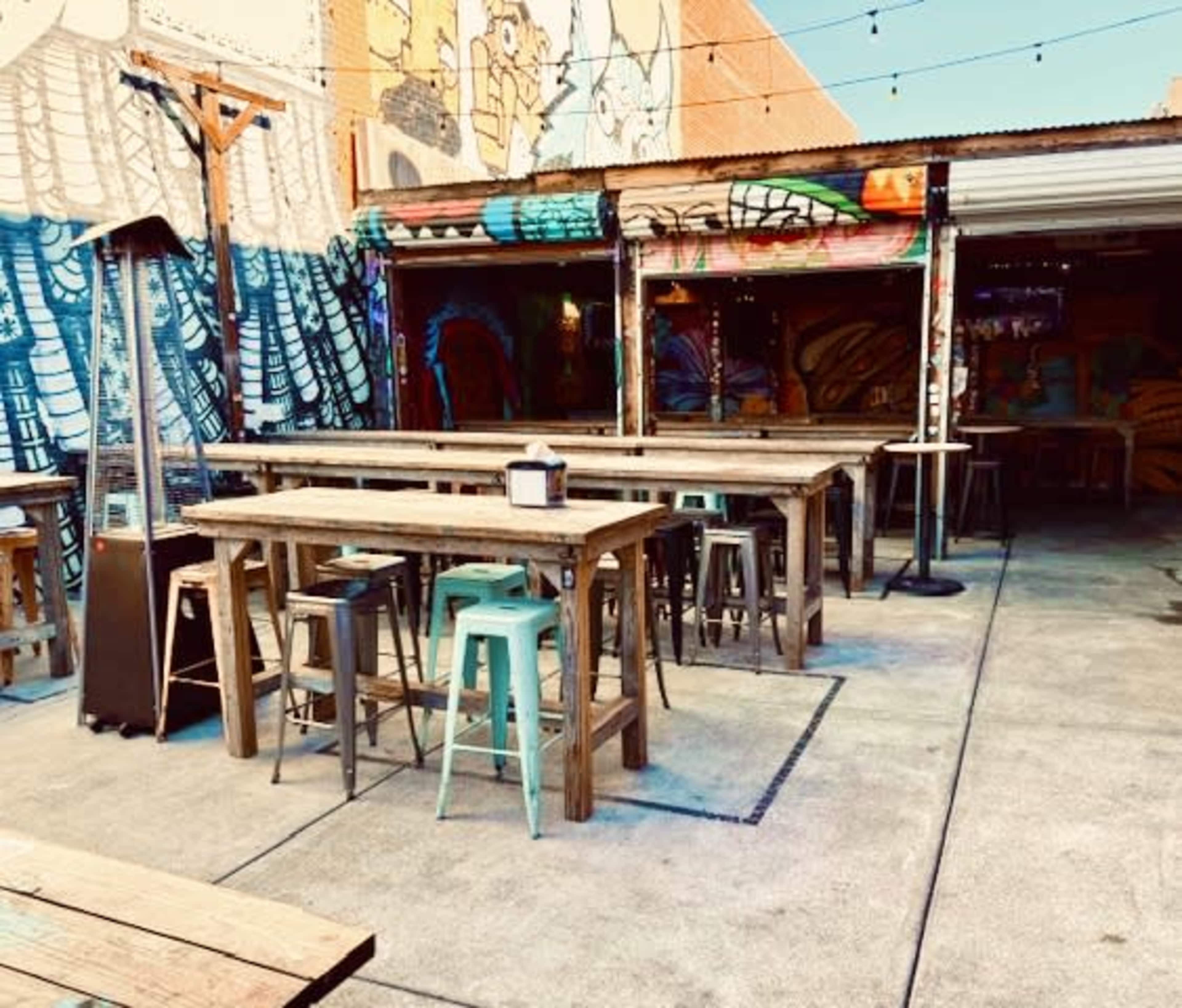 Vibrant Beer Garden with Full Bar and Killer Food Image in Northgate - Waverly, OAKLAND, CA