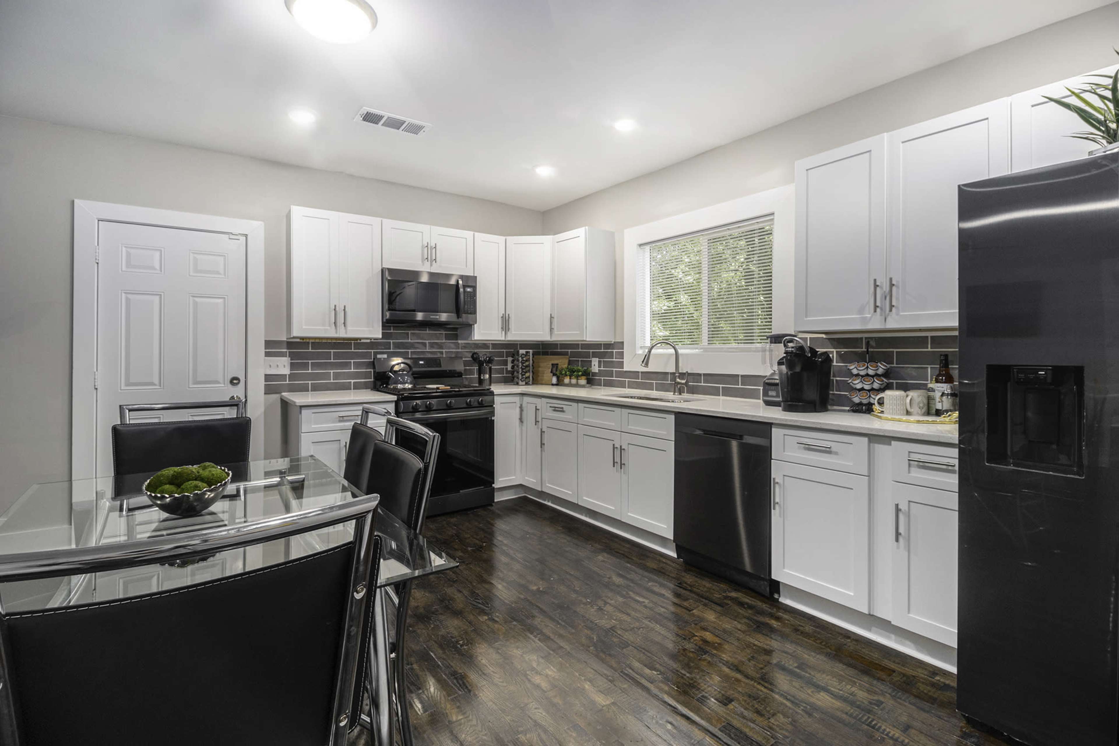 Downtown Modern Delight Image in Pittsburgh, Atlanta, GA