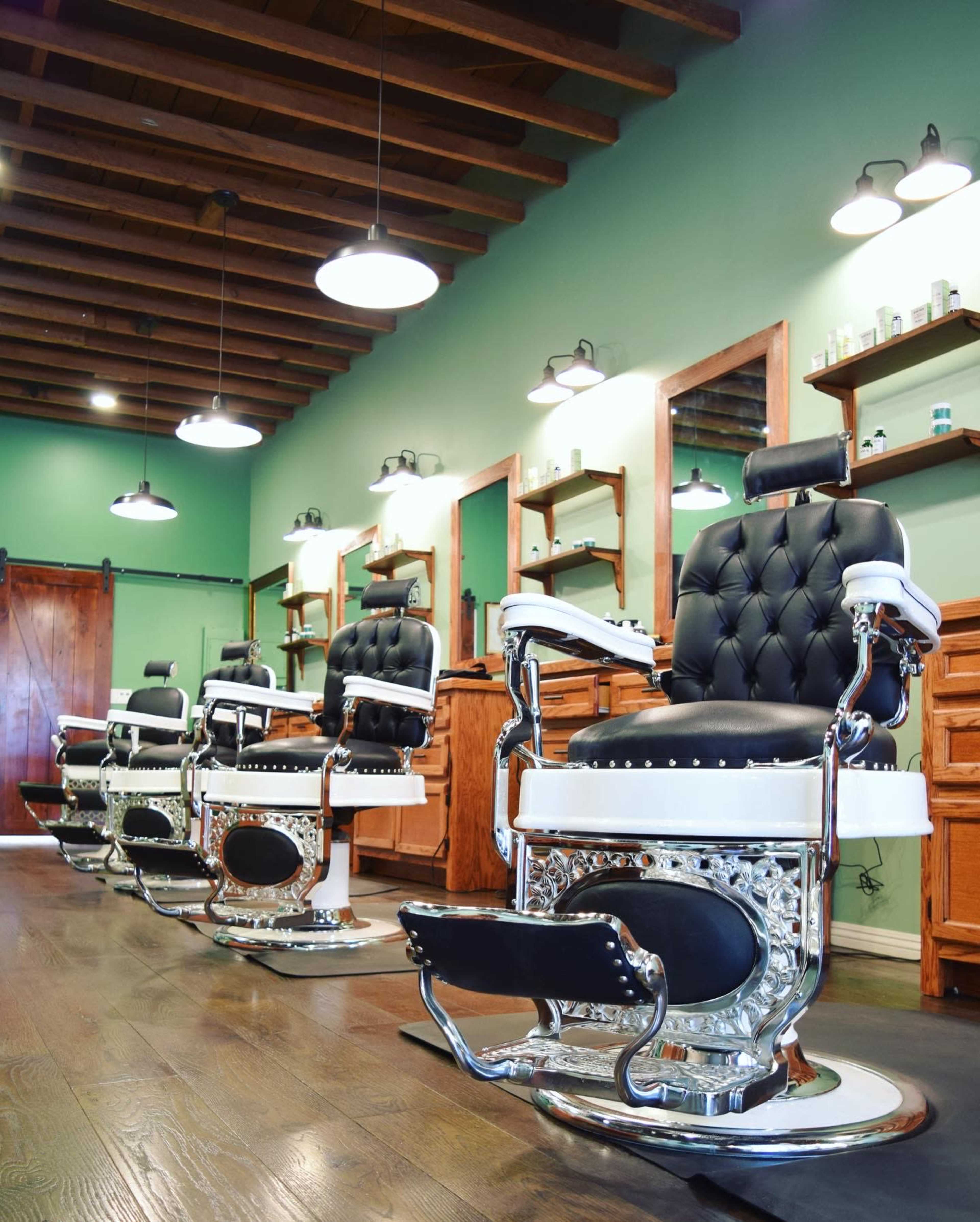 Classic Modern Luxury Barbershop Image in Beverly Grove, Los Angeles, CA