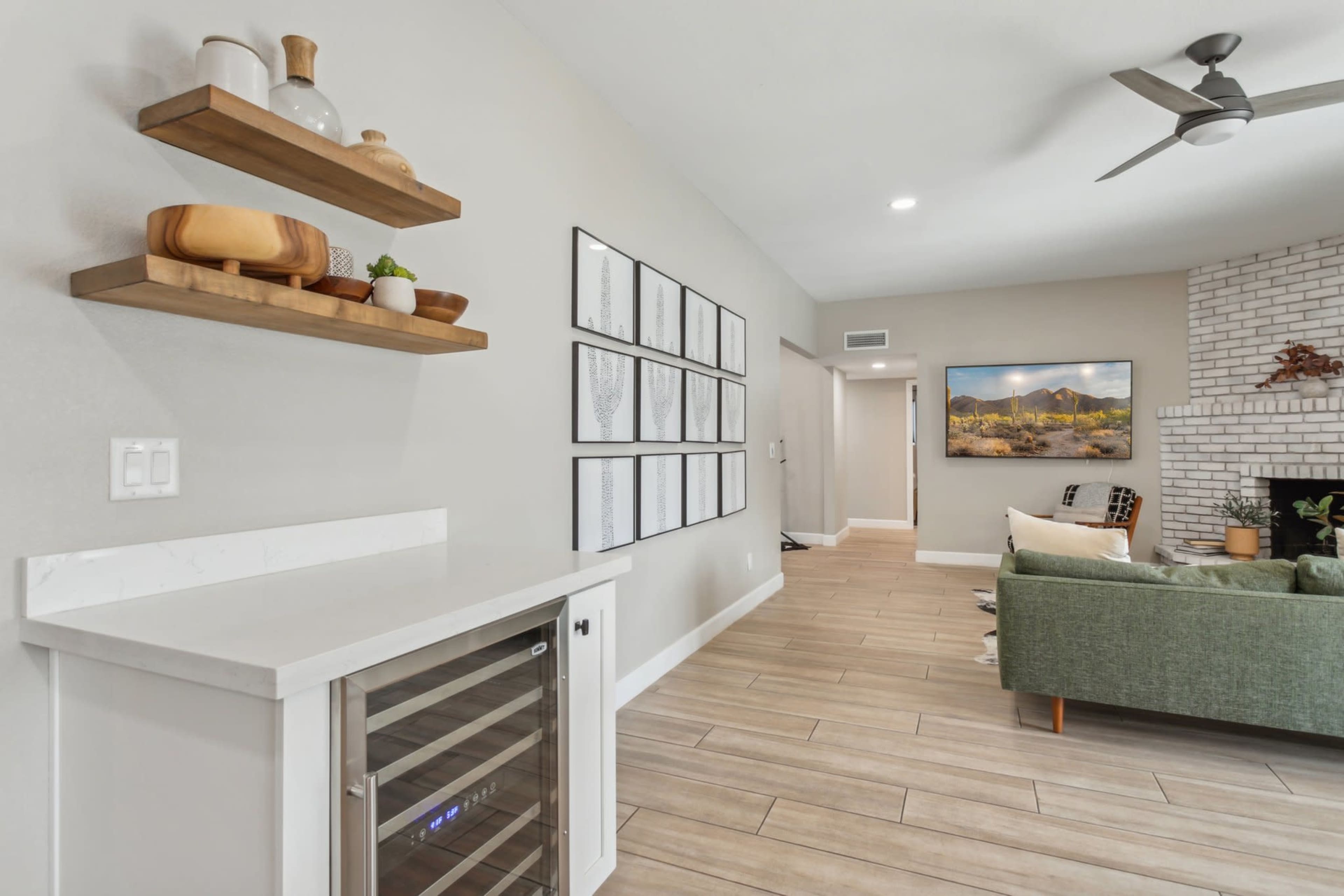 Stylish Scottsdale Oasis | Pool, Casita, Sport Court & Open Layout for Productions and Meetings Image in Paradise Valley Village, Scottsdale, AZ