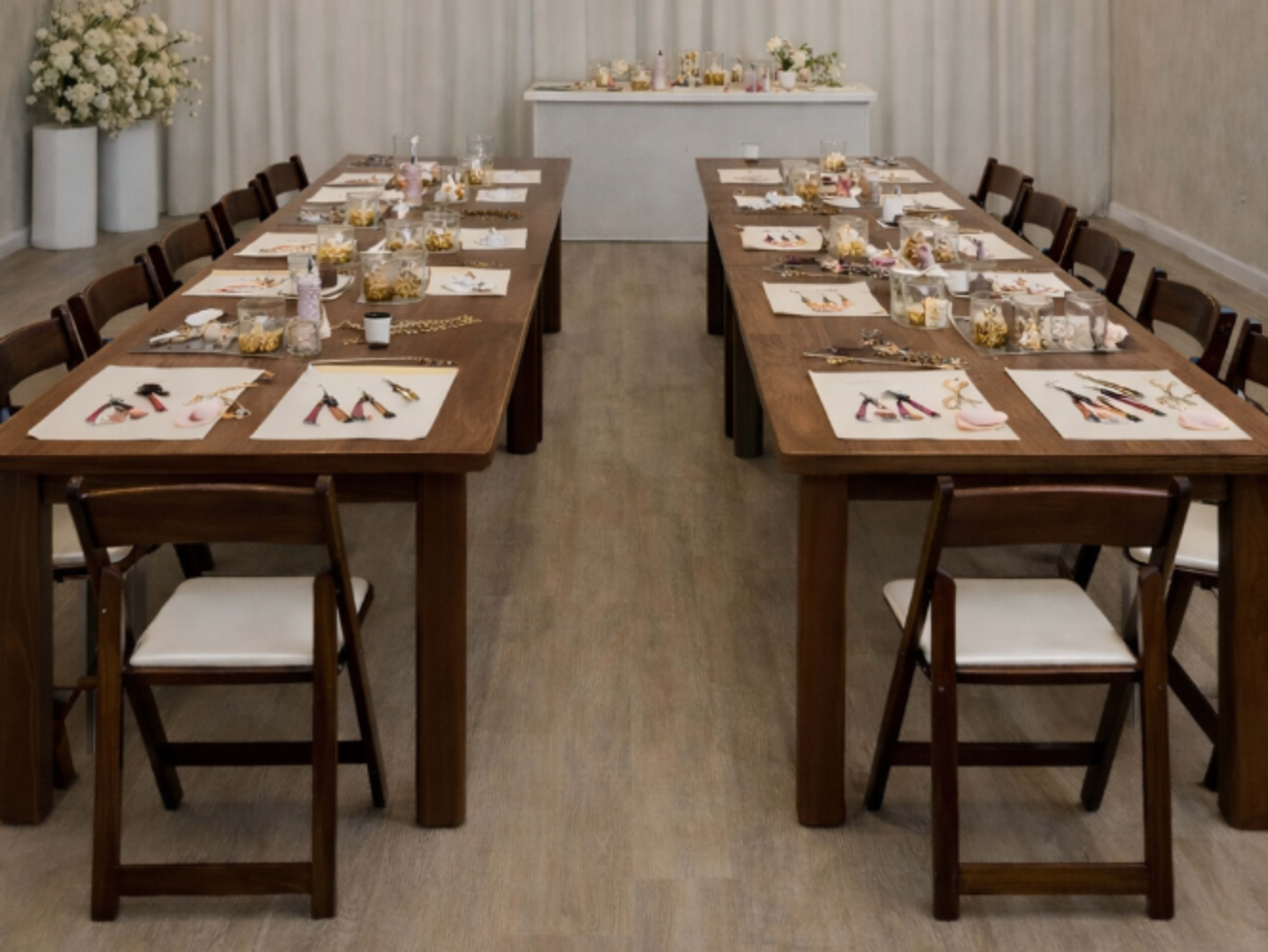 Workshop wooden tables 