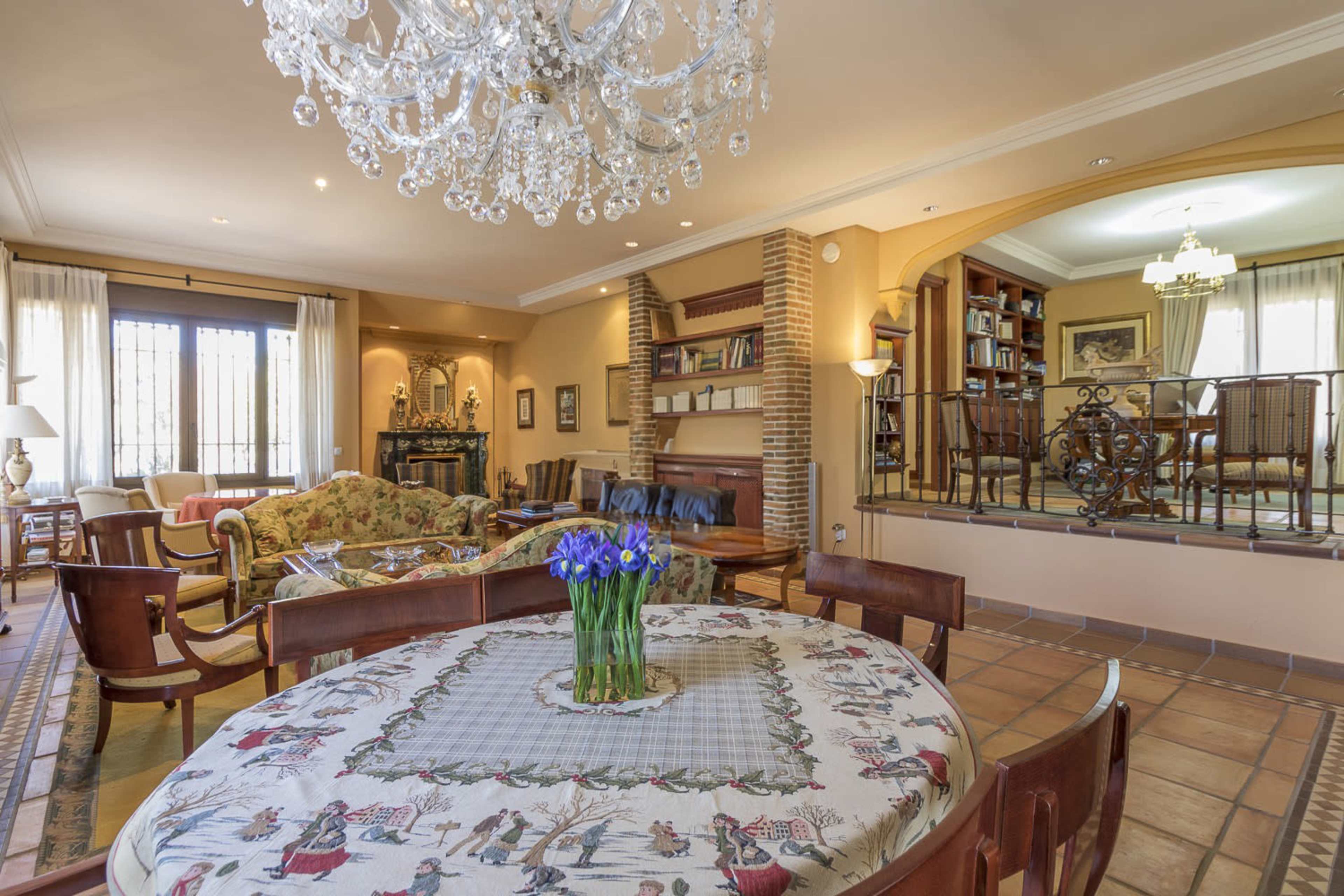 Finca de 5000 m² en Eurovillas ideal para rodajes y eventos Image in , Nuevo Baztán, M