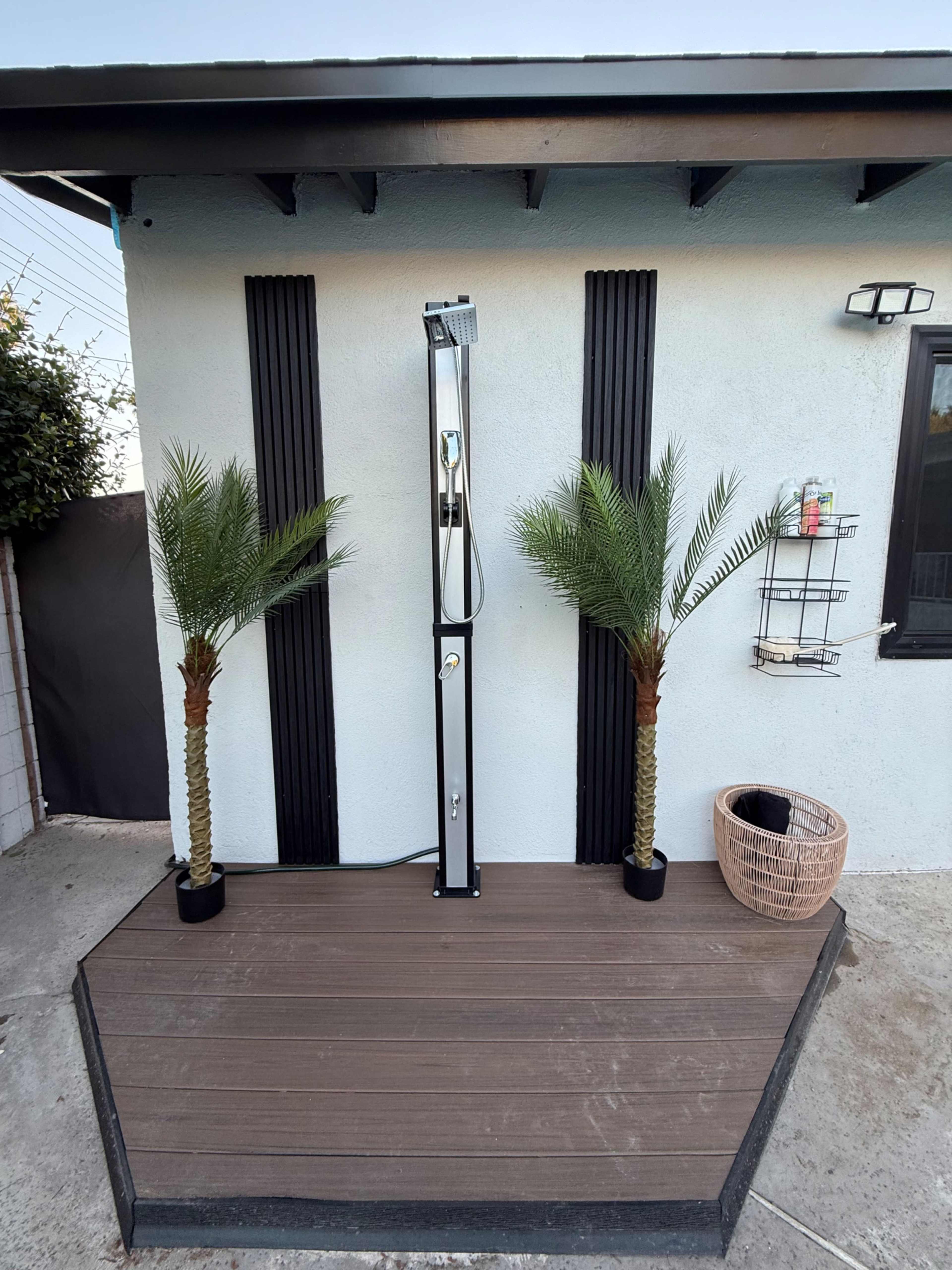 Boho Tropical Oasis with Pool, Tiki Bar & Lounge w/ indoor Casita- Casa Love Studios Image in North Hills, North Hills, CA