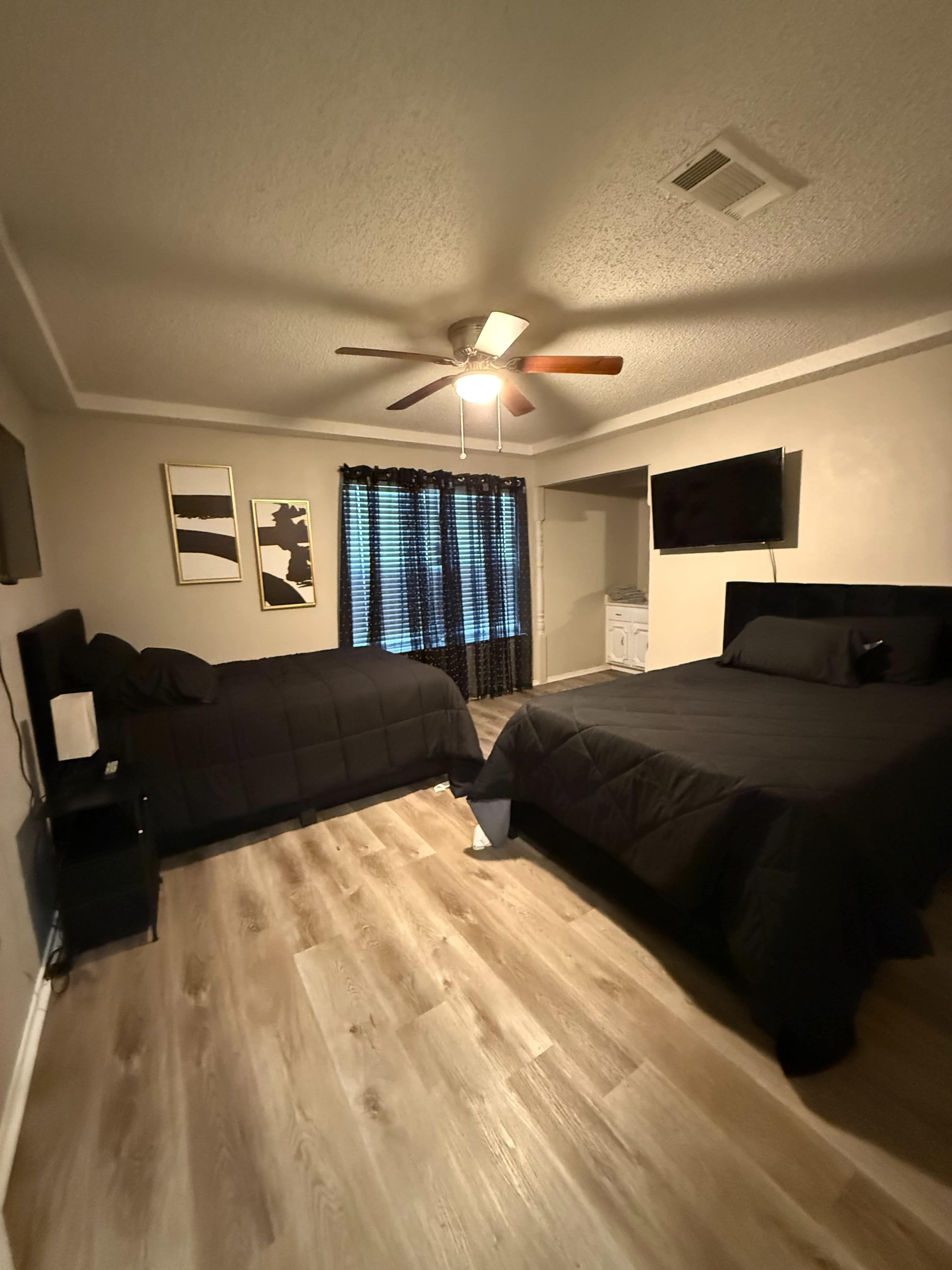 "Charming & Elegant 3 bedroom house in Desoto" Image in DeSoto, Desoto, TX