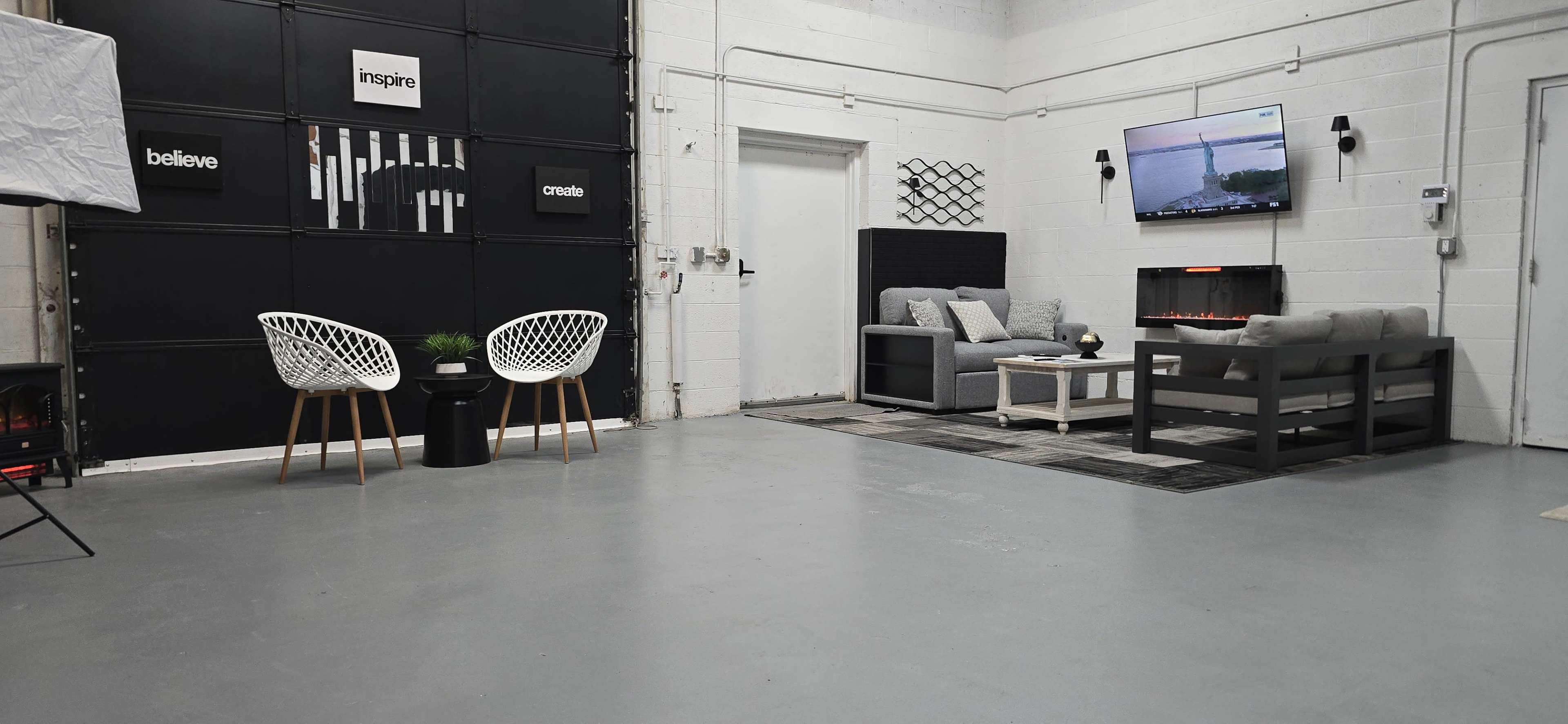 Studio Four Five Image in Bloomfield, Bloomfield, CT