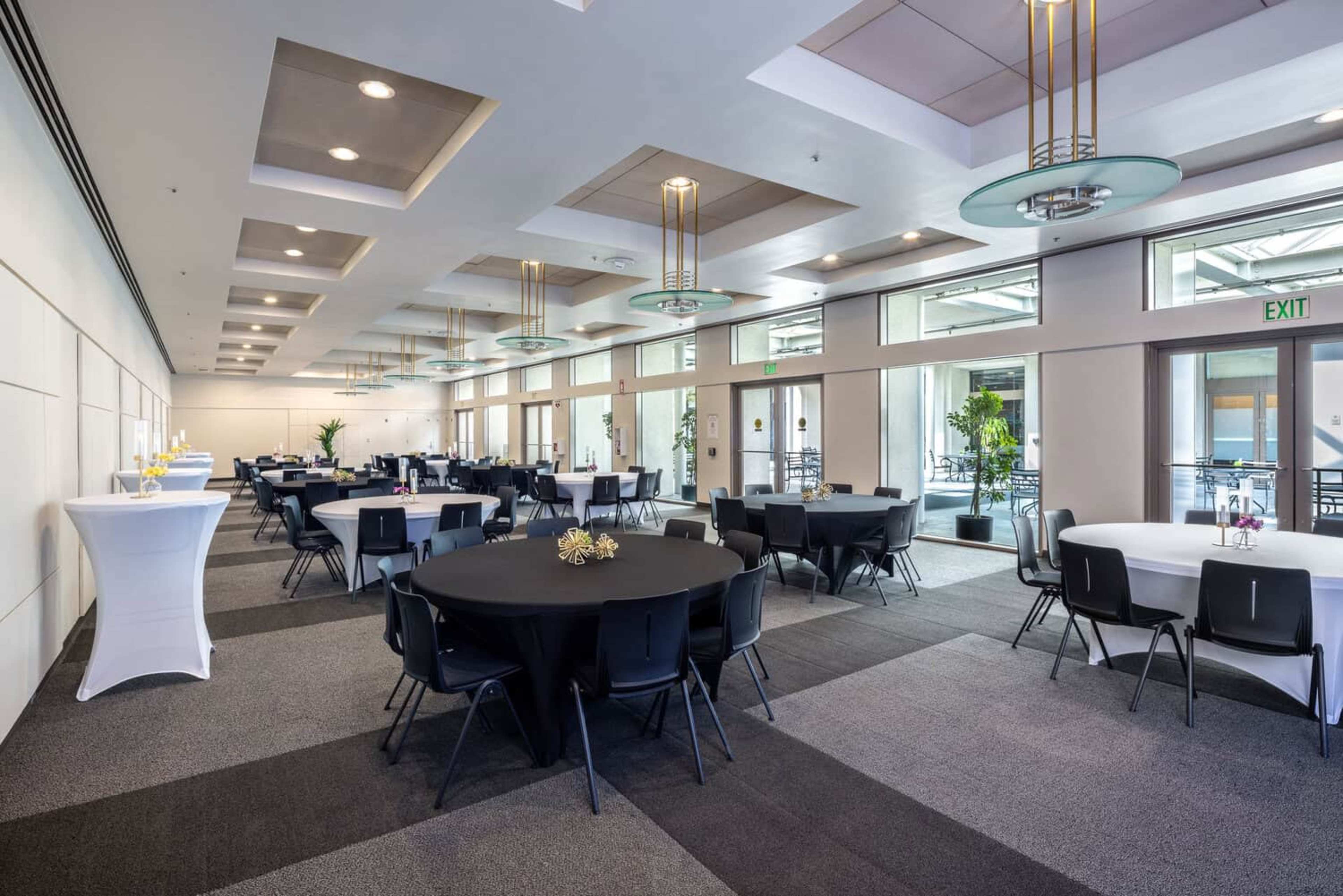 Private Dining Room (up to 150 seated) Image in Downtown Oakland, Oakland, CA