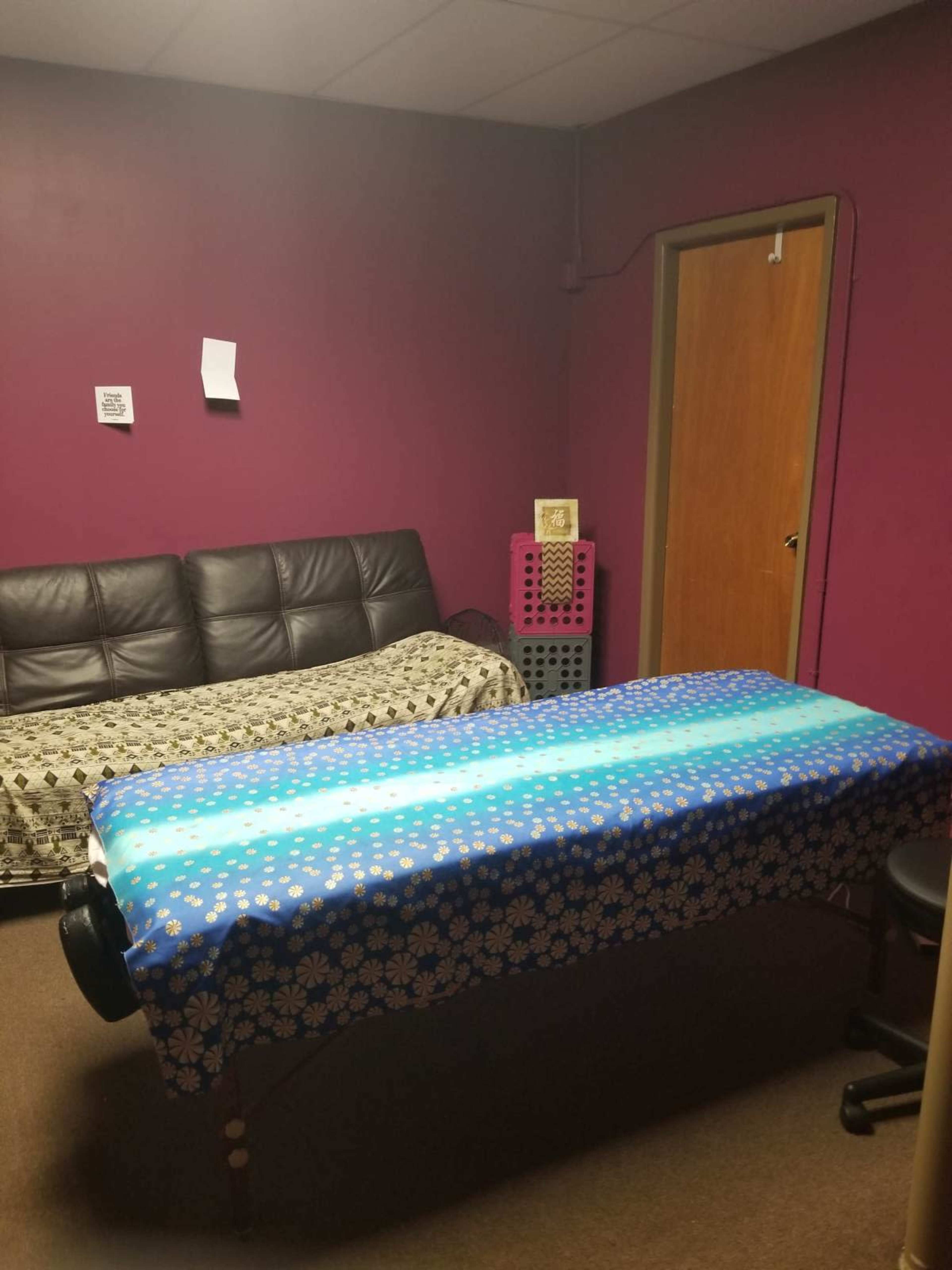 Cozy Southside Multi Use Space (Beverly) Image in West Beverly, Chicago, IL