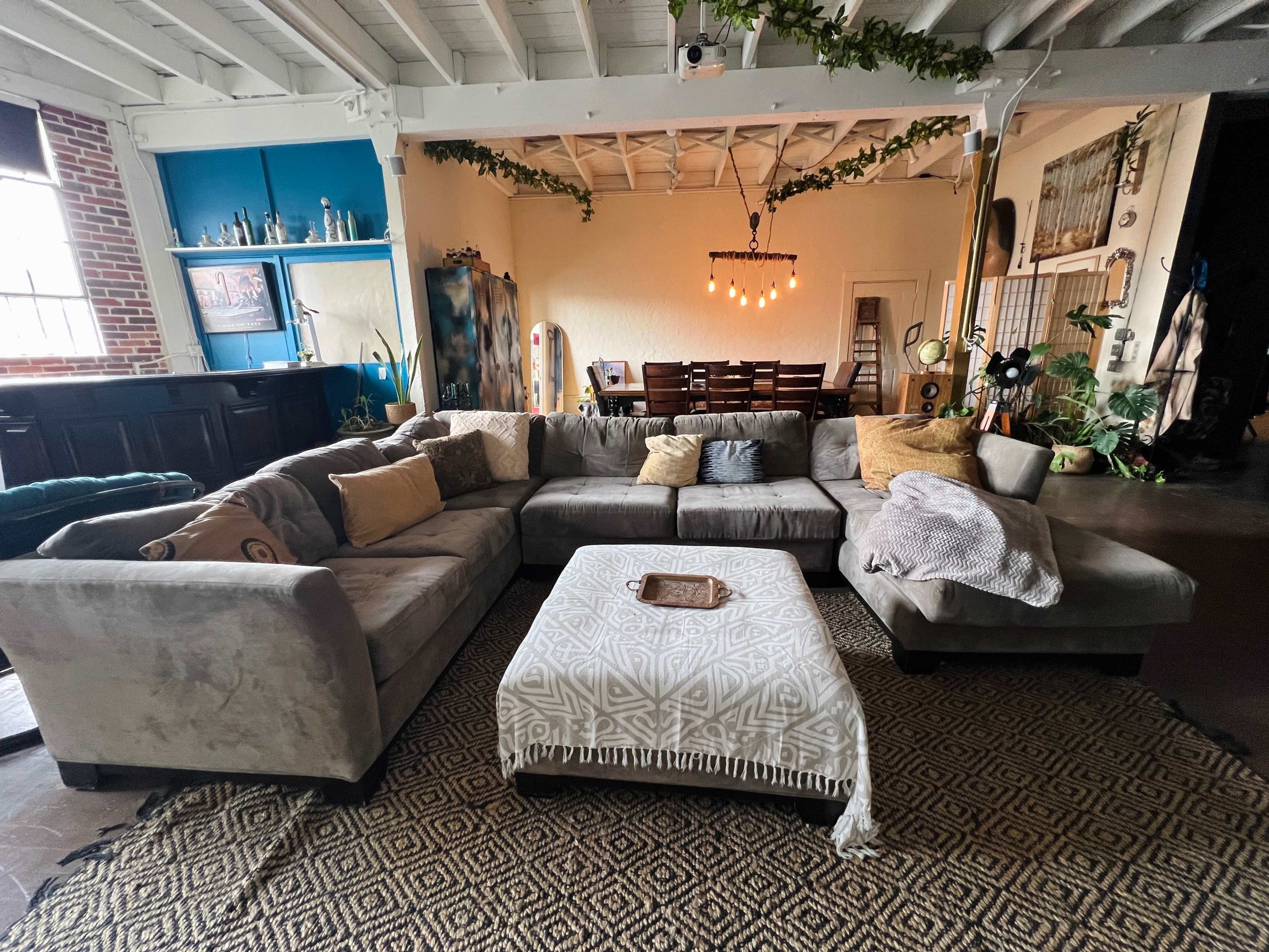 NY Style Artistic Loft Image in Lincoln Heights, Los angeles, CA