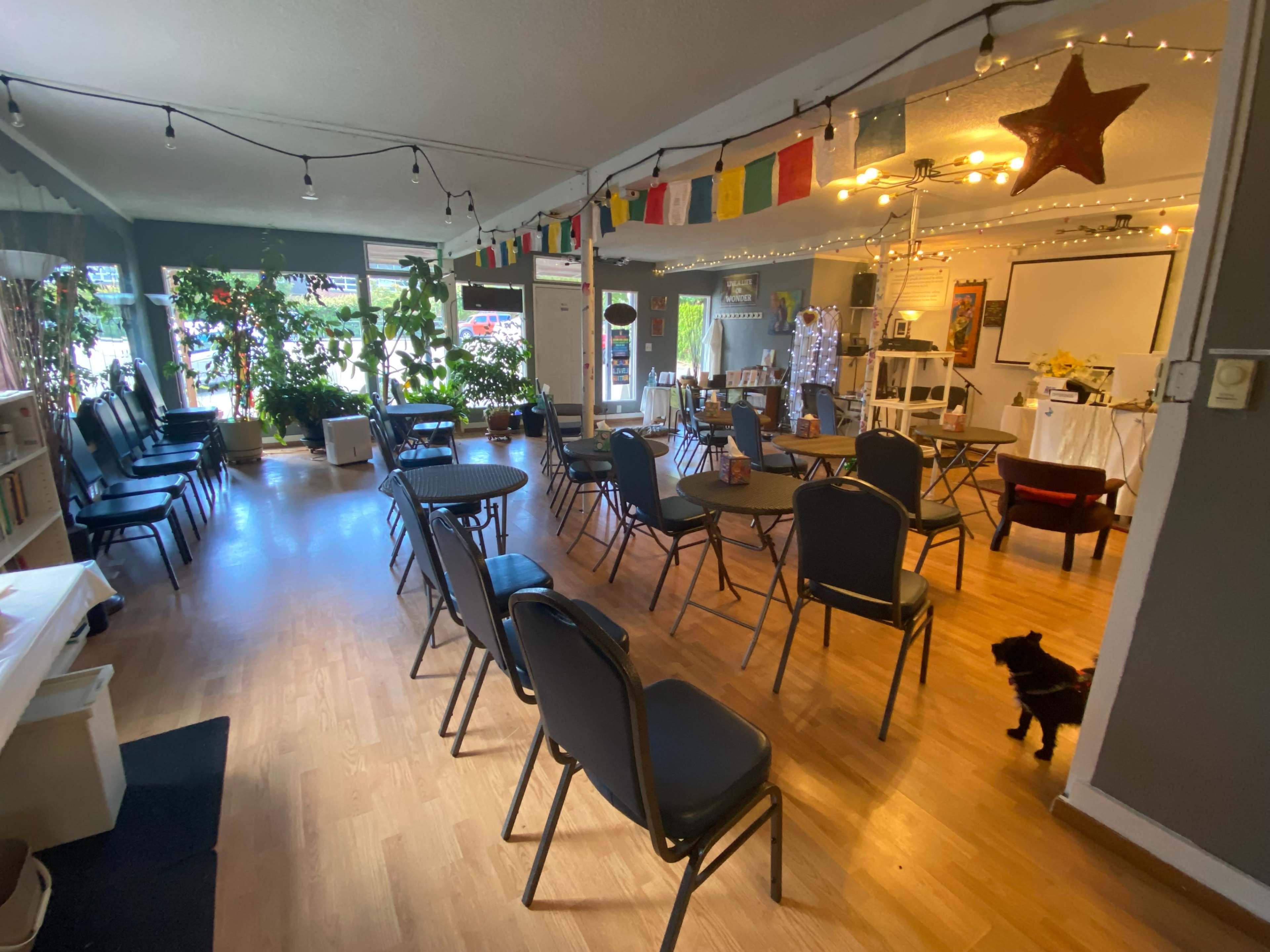 Safe, Open Space with a Good Vibe in a quiet Neiborhood Image in Seahurst, Burien, WA