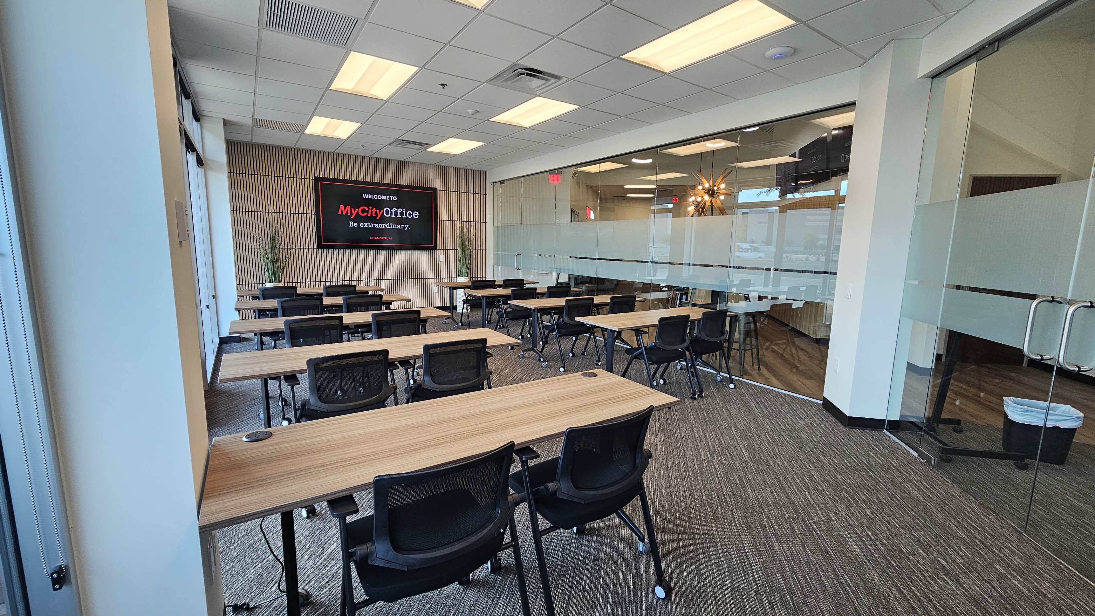 Bright and Open Flexible Meeting Space/Seminar/Event Room with a Great View Image in Chandler, Chandler, AZ