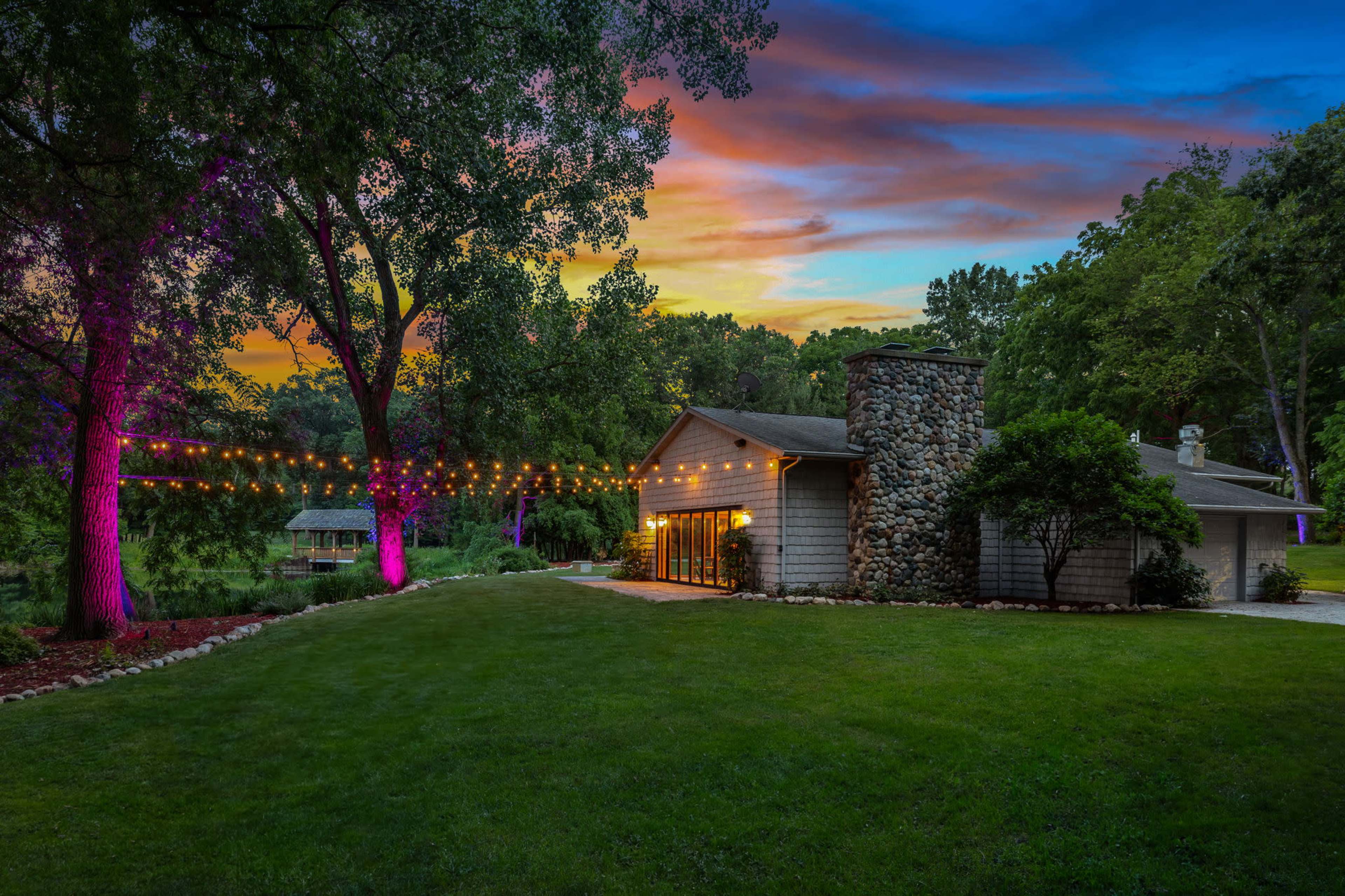 Lodge, 3 private lakes, and more on 500 acres of private wildlife preserve Image in Springfield Township, La Porte, IN