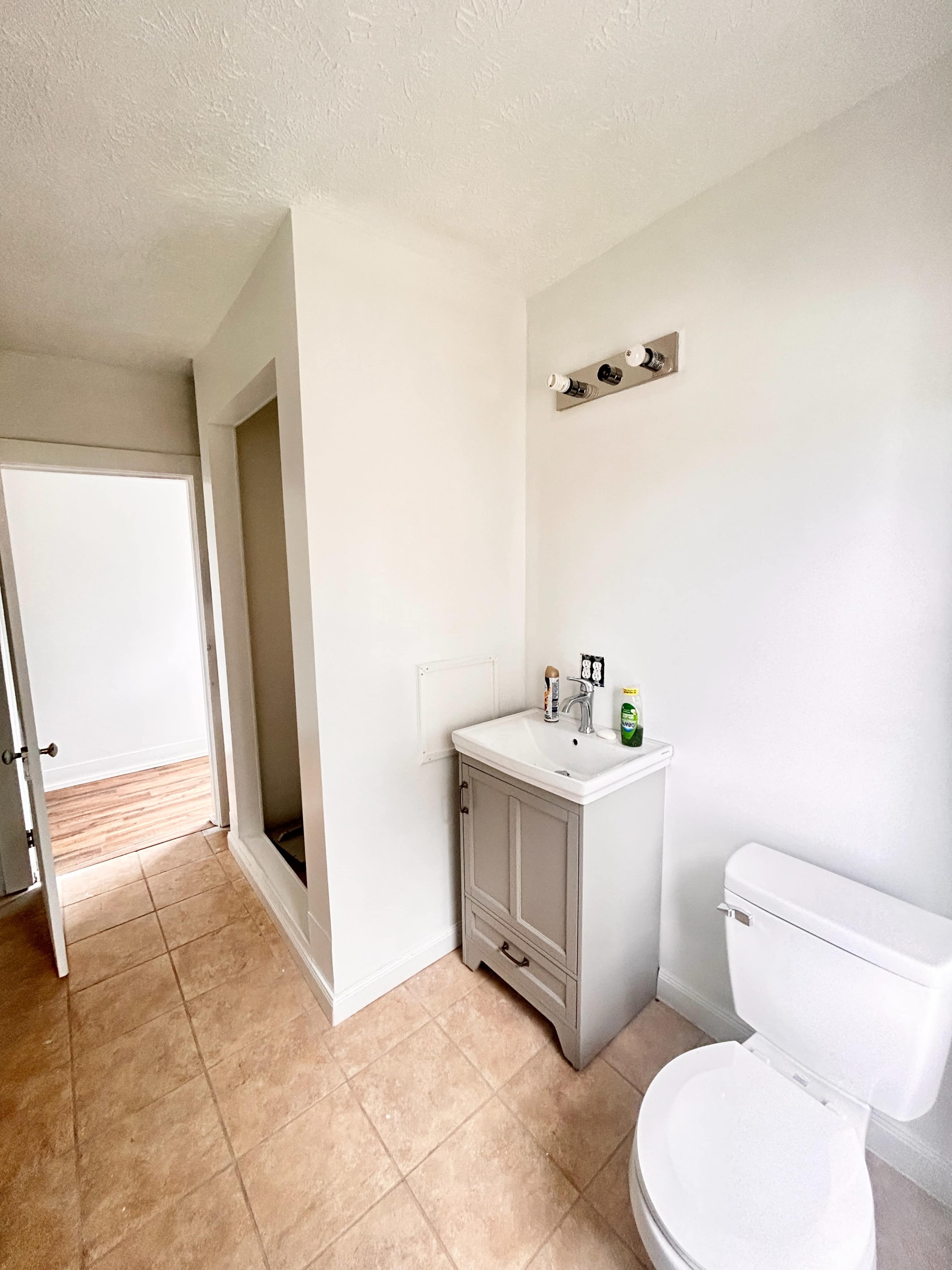 Natural Light Studio in Front Royal - Room #1 Image in Front Royal, Front Royal, VA