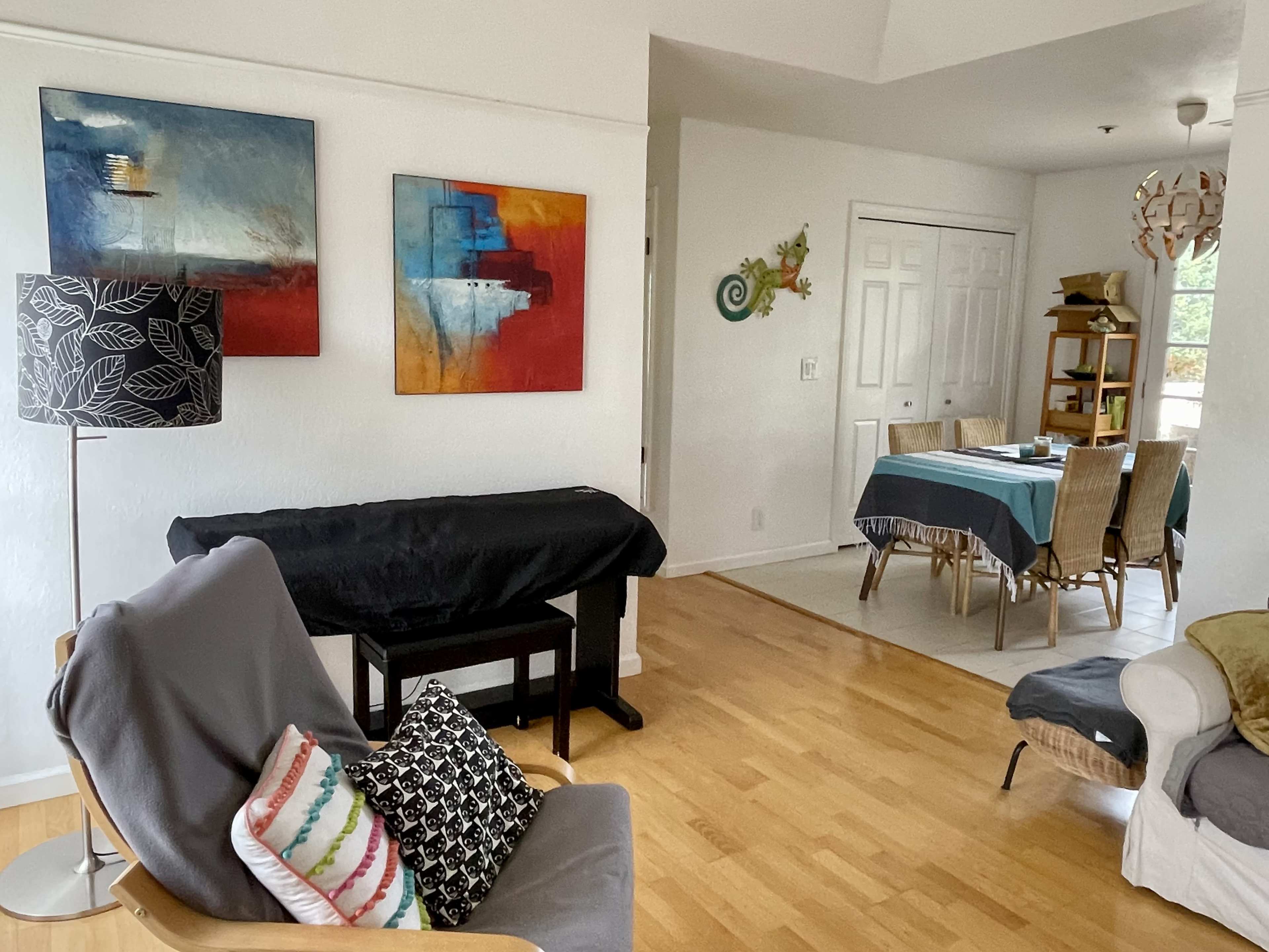 📋 Productive Offsites & Team Sessions in a Bright Apartment near the Park, Walk to Cafés Image in Sunnyvale West, Sunnyvale, CA