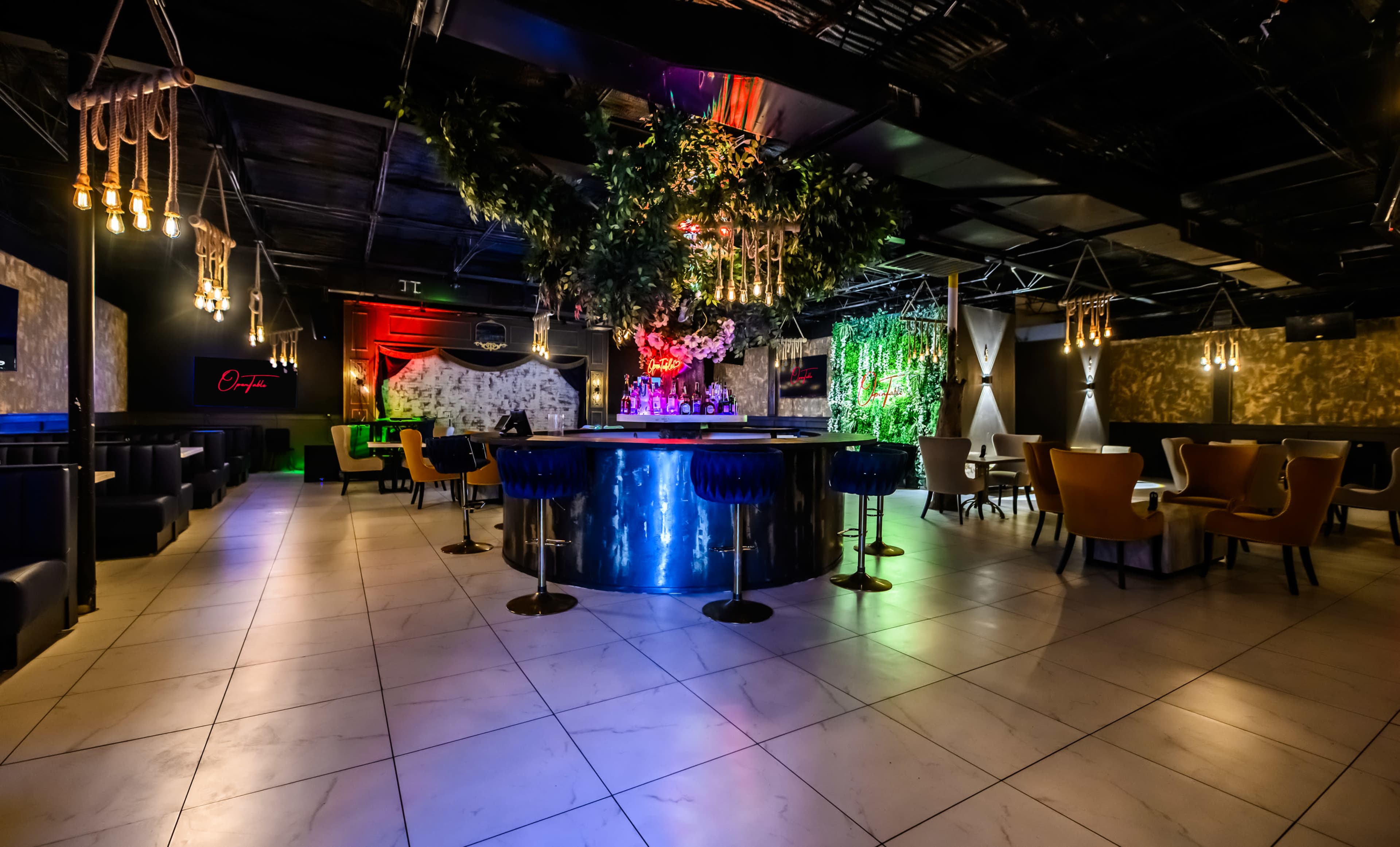 A Gem In The Rough in the middle of Galleria. Image in Greater Uptown, Houston, TX