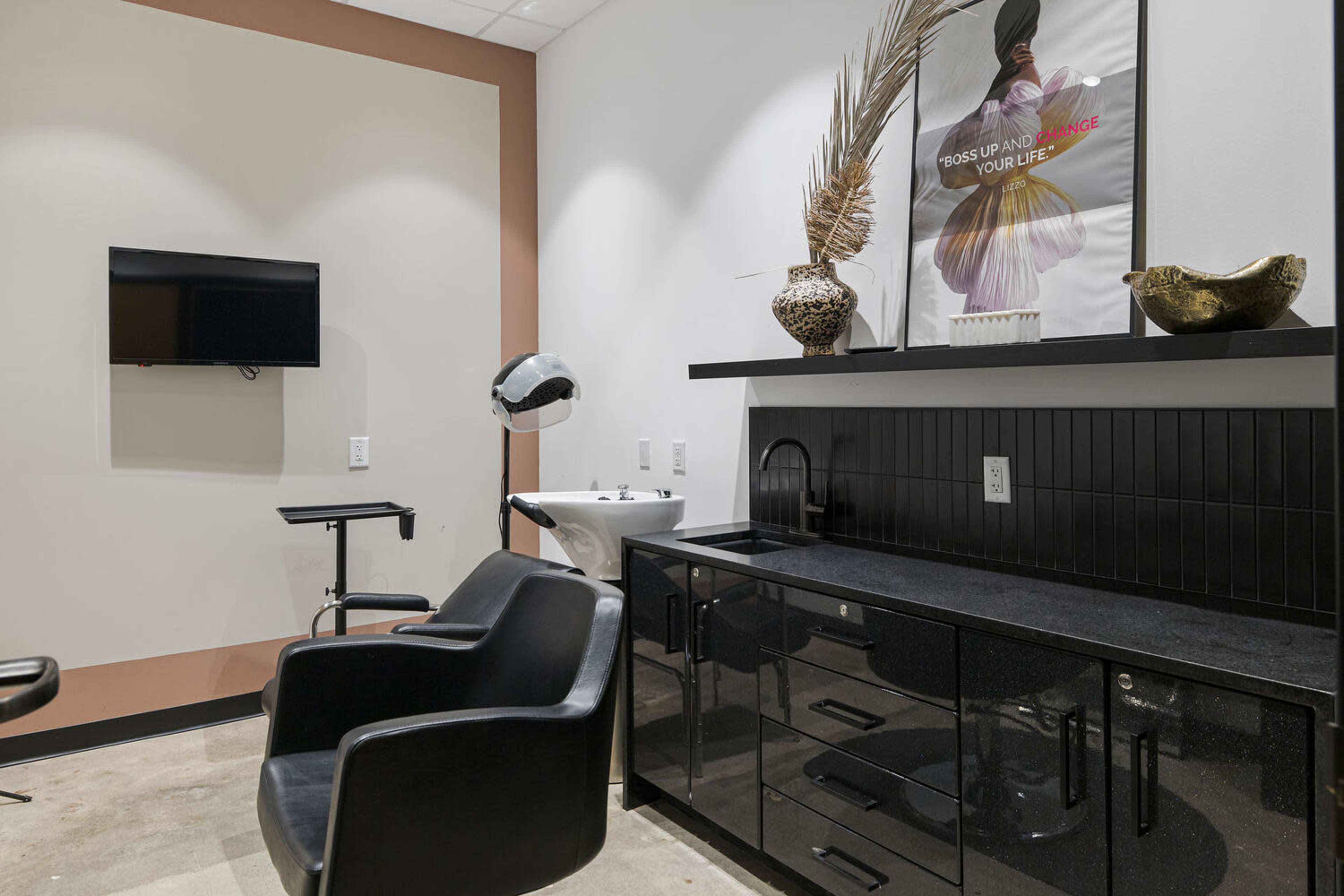 Content Creating Space (Lounge+Pre Design Beauty Studios) Image in West End, Atlanta, GA