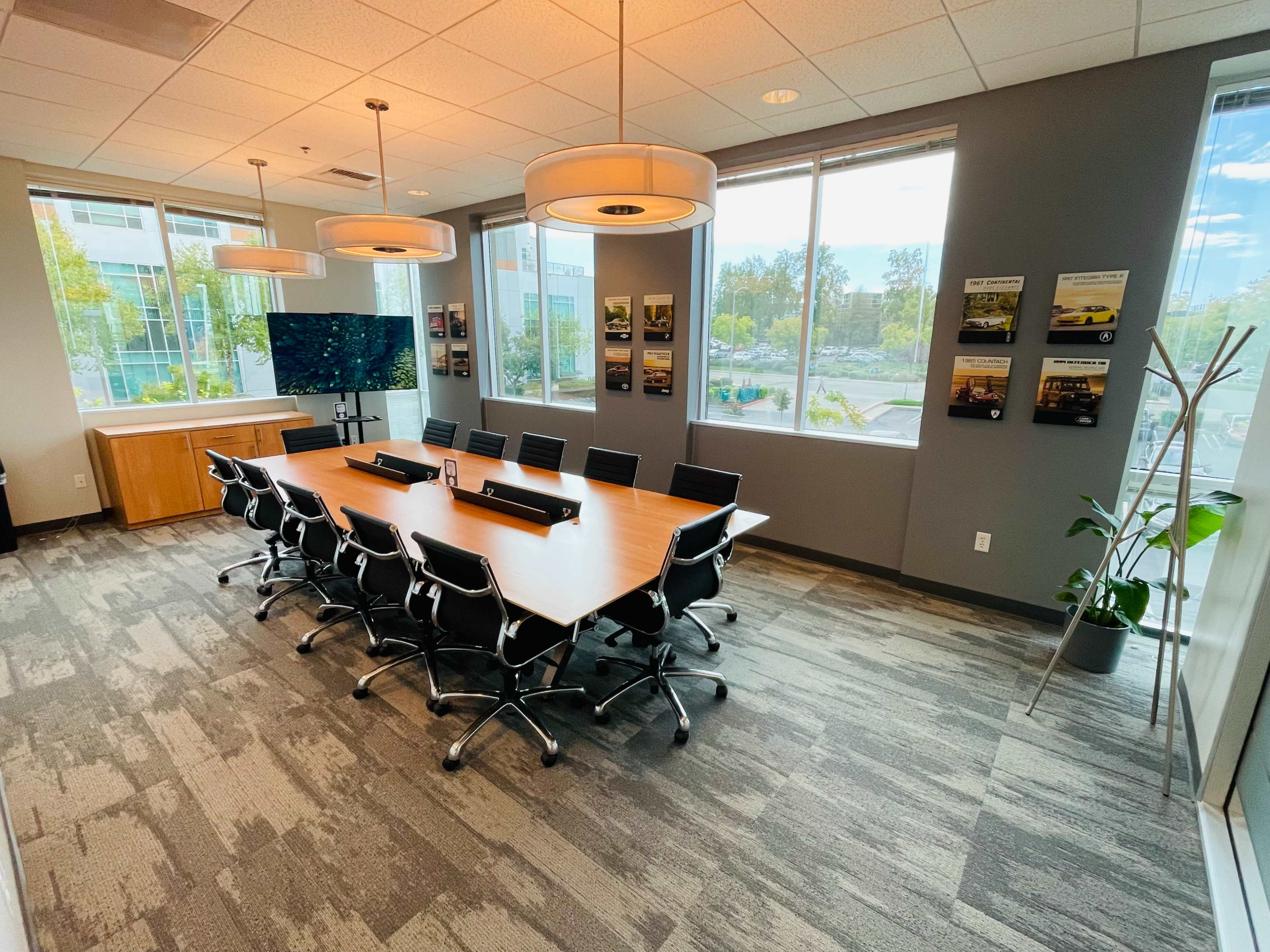 Private Meeting Room for 12 at Outlet Coworking in Roseville Image in Lead Hill, Roseville, CA