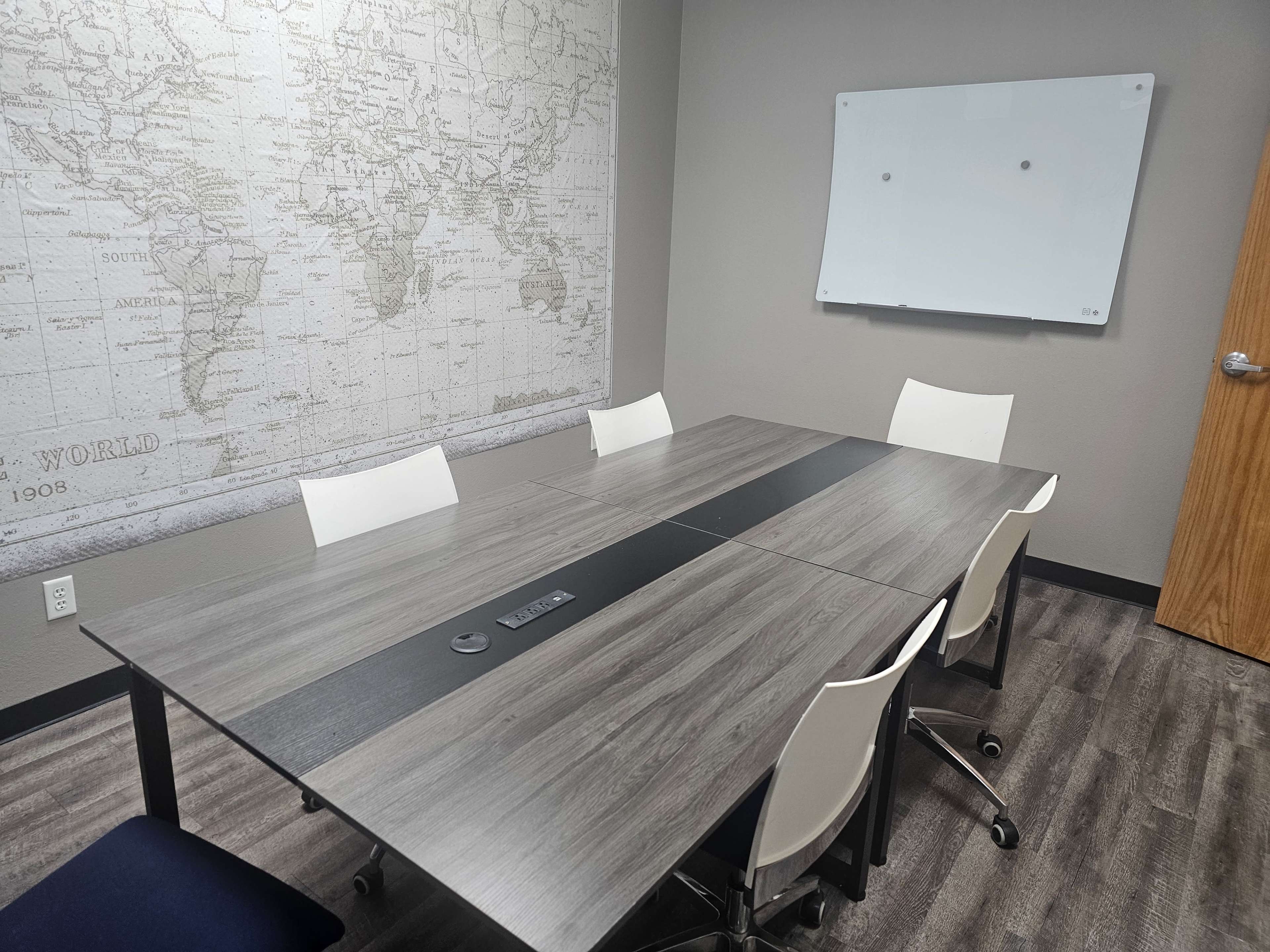 The one-stop-shop for all of your business needs. Image in Mansfield, Mansfield, TX